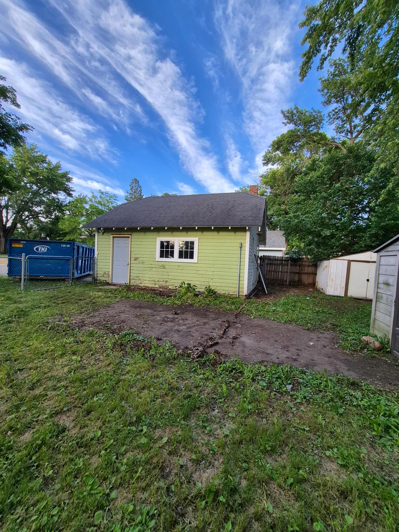 main property photo 16