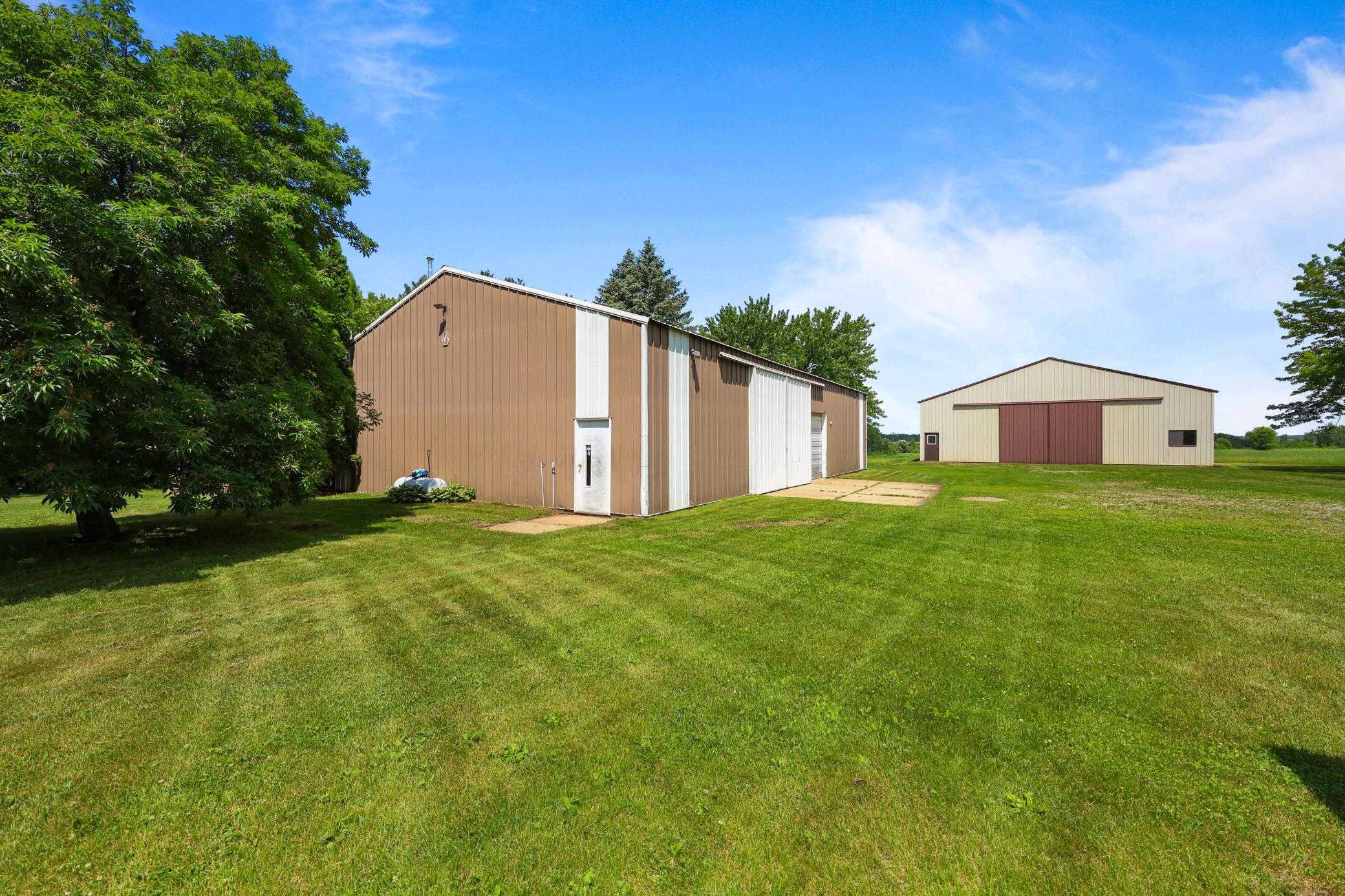 main property photo 10
