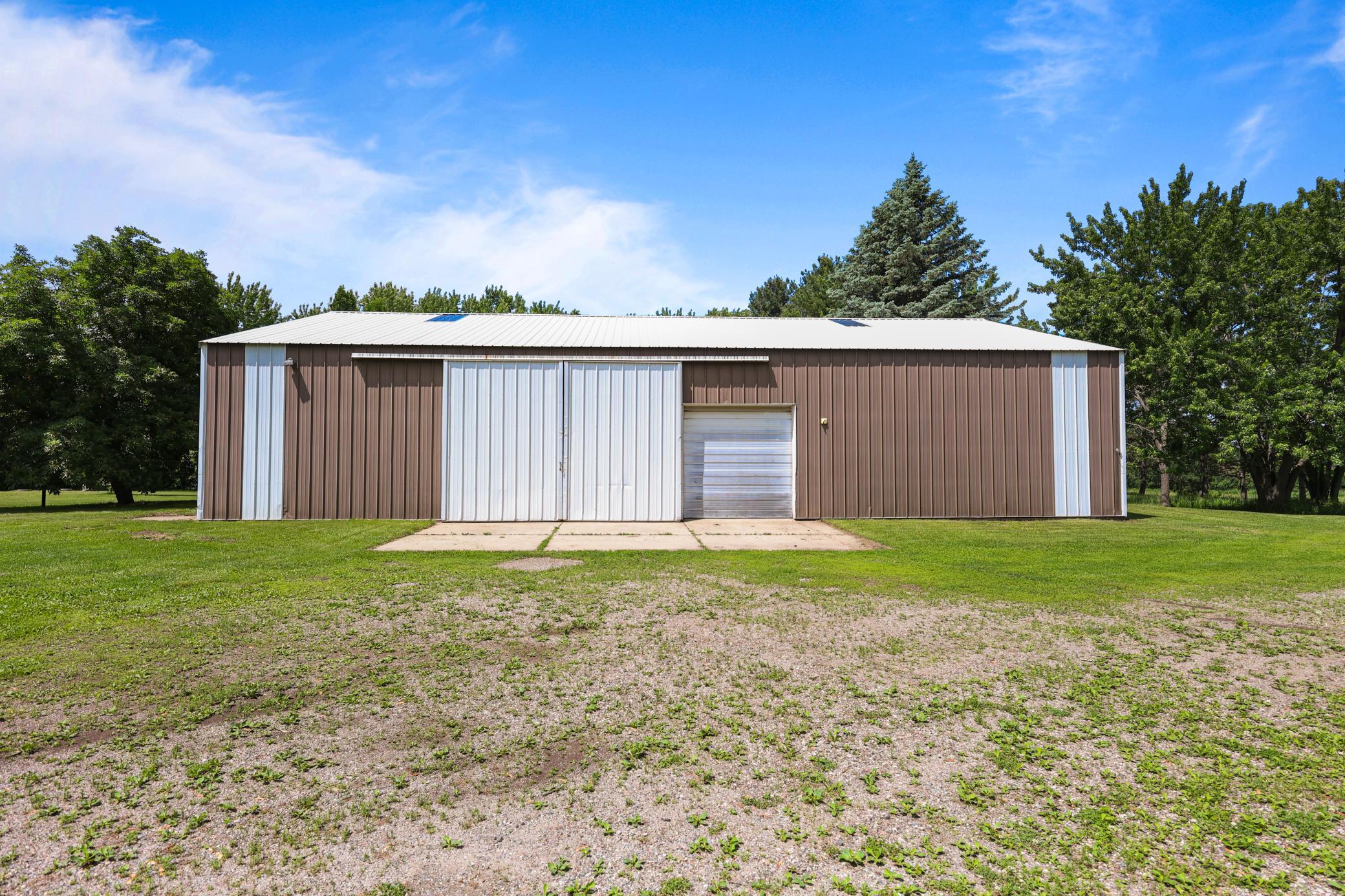 main property photo 12