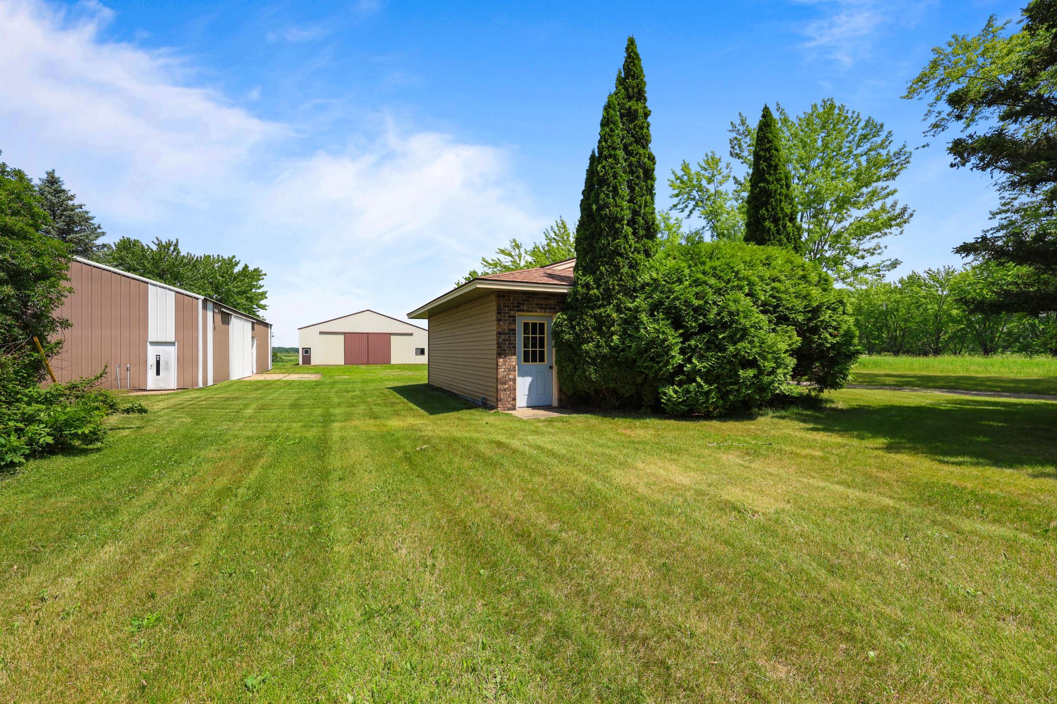main property photo 17