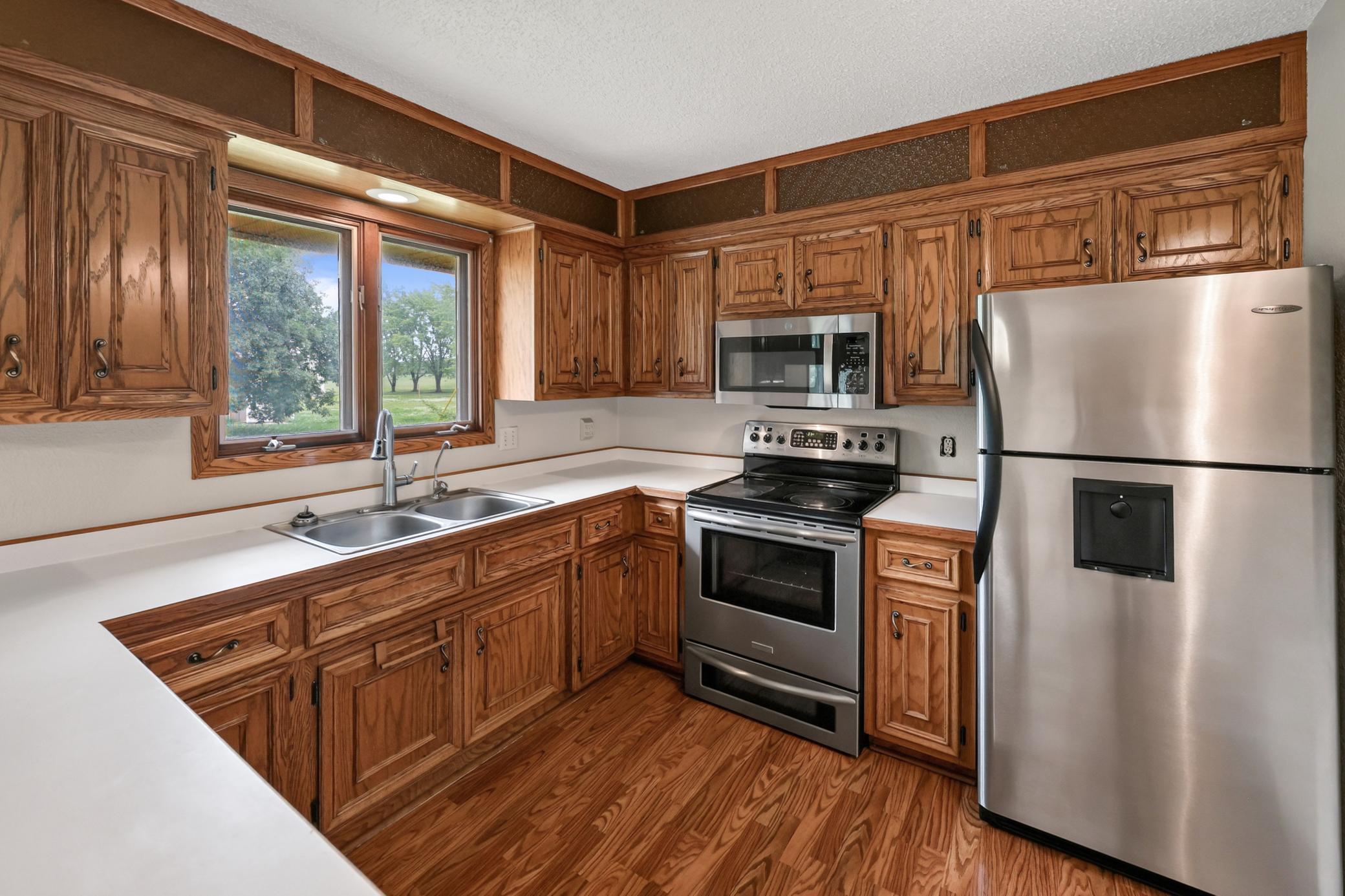 main property photo 45