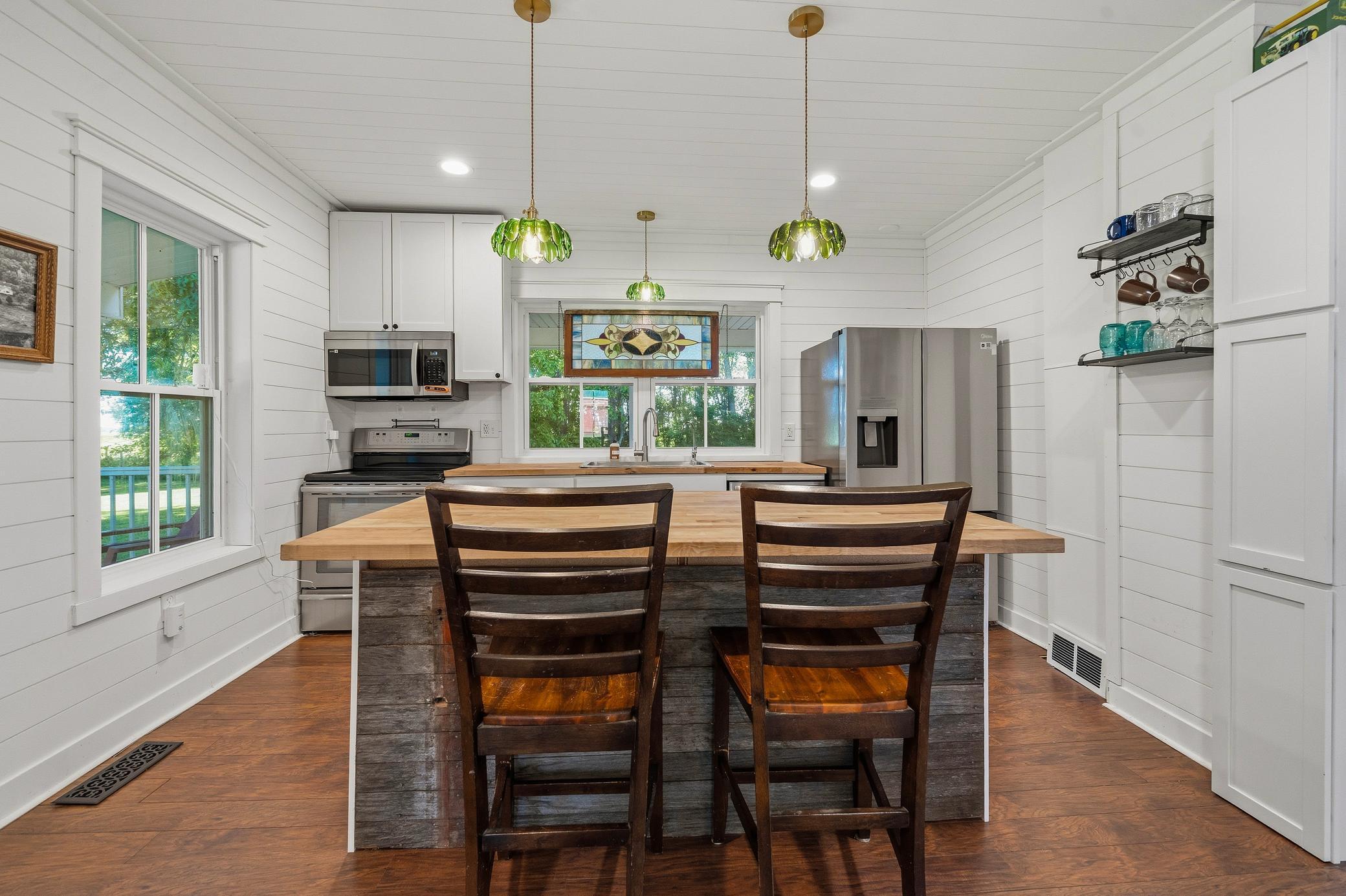 main property photo 22