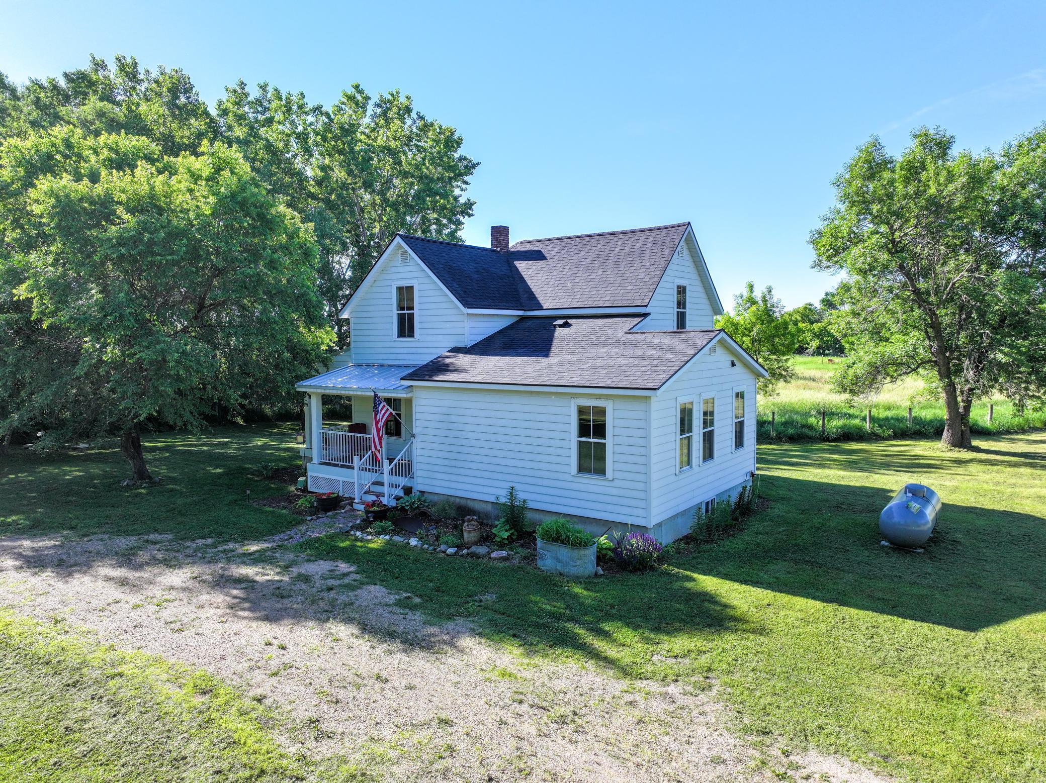 main property photo 49