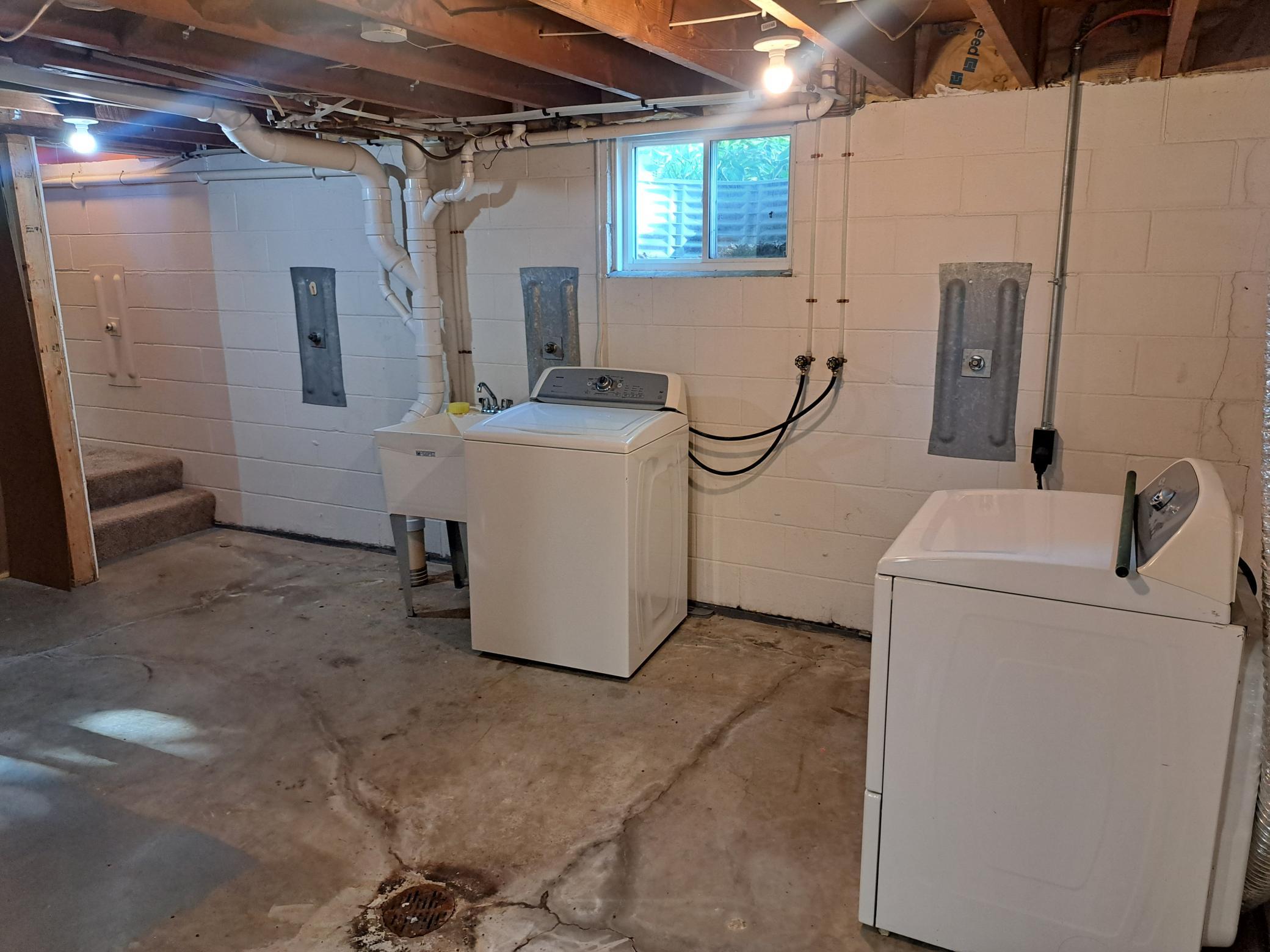 main property photo 31