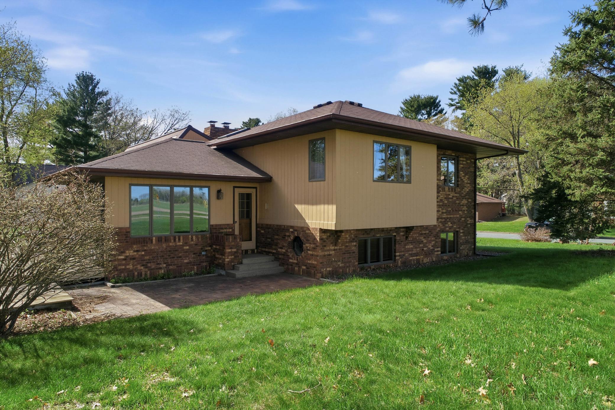 main property photo 41