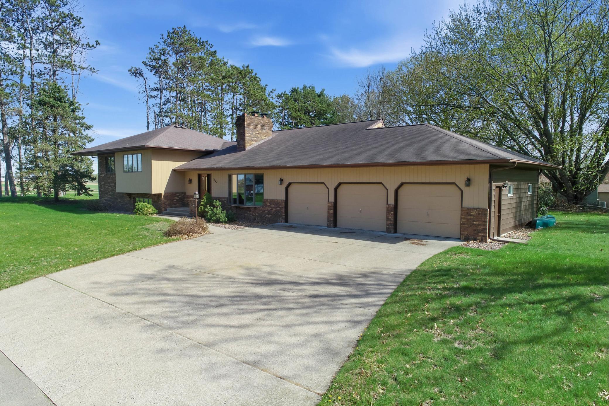 main property photo 44