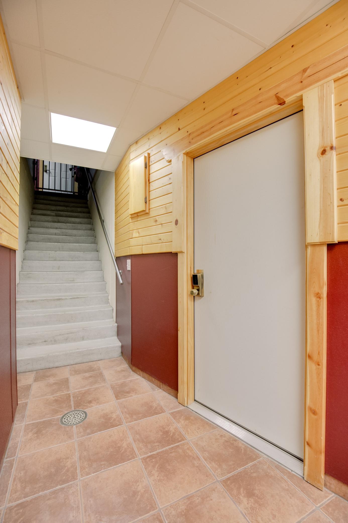 main property photo 81