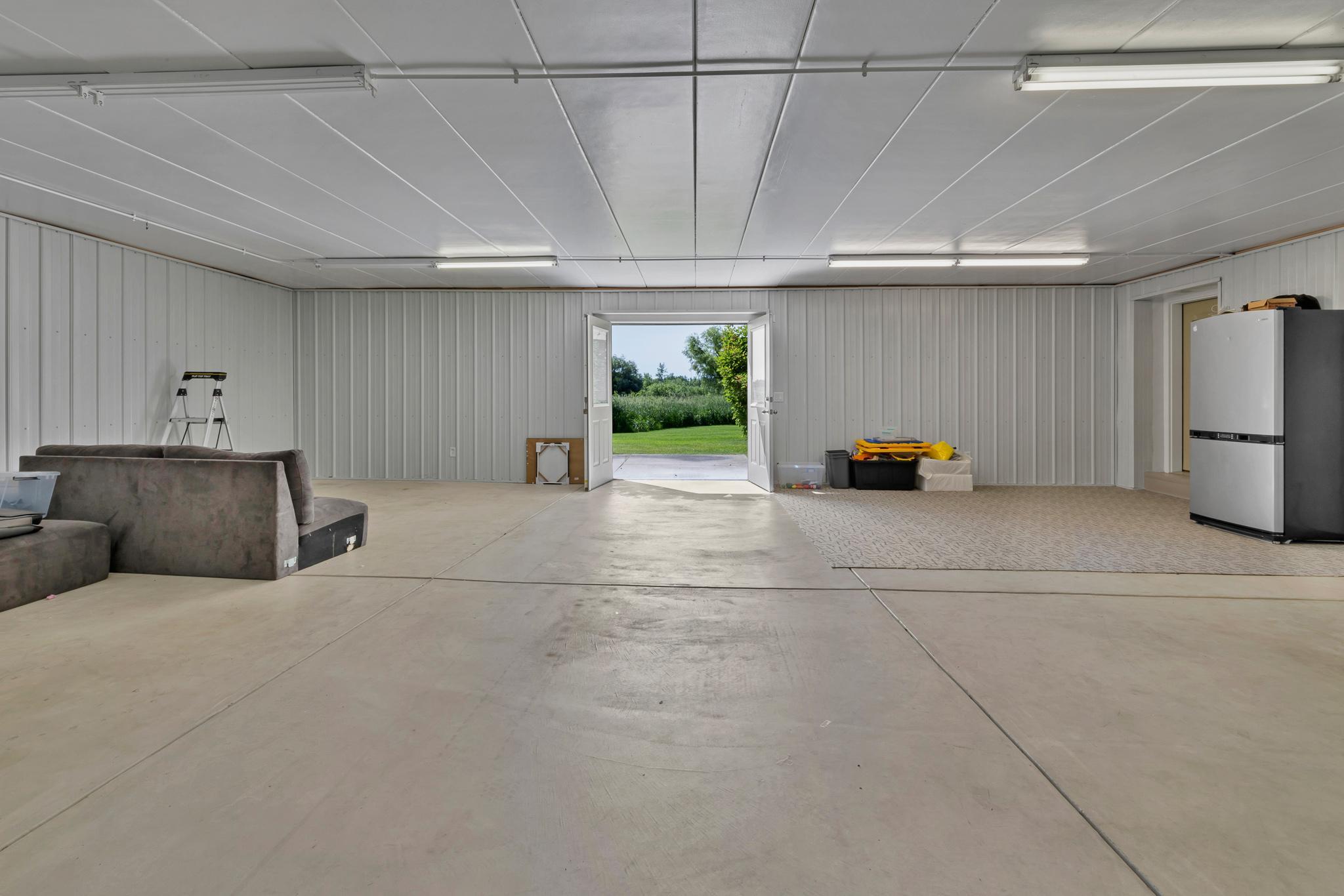 main property photo 50