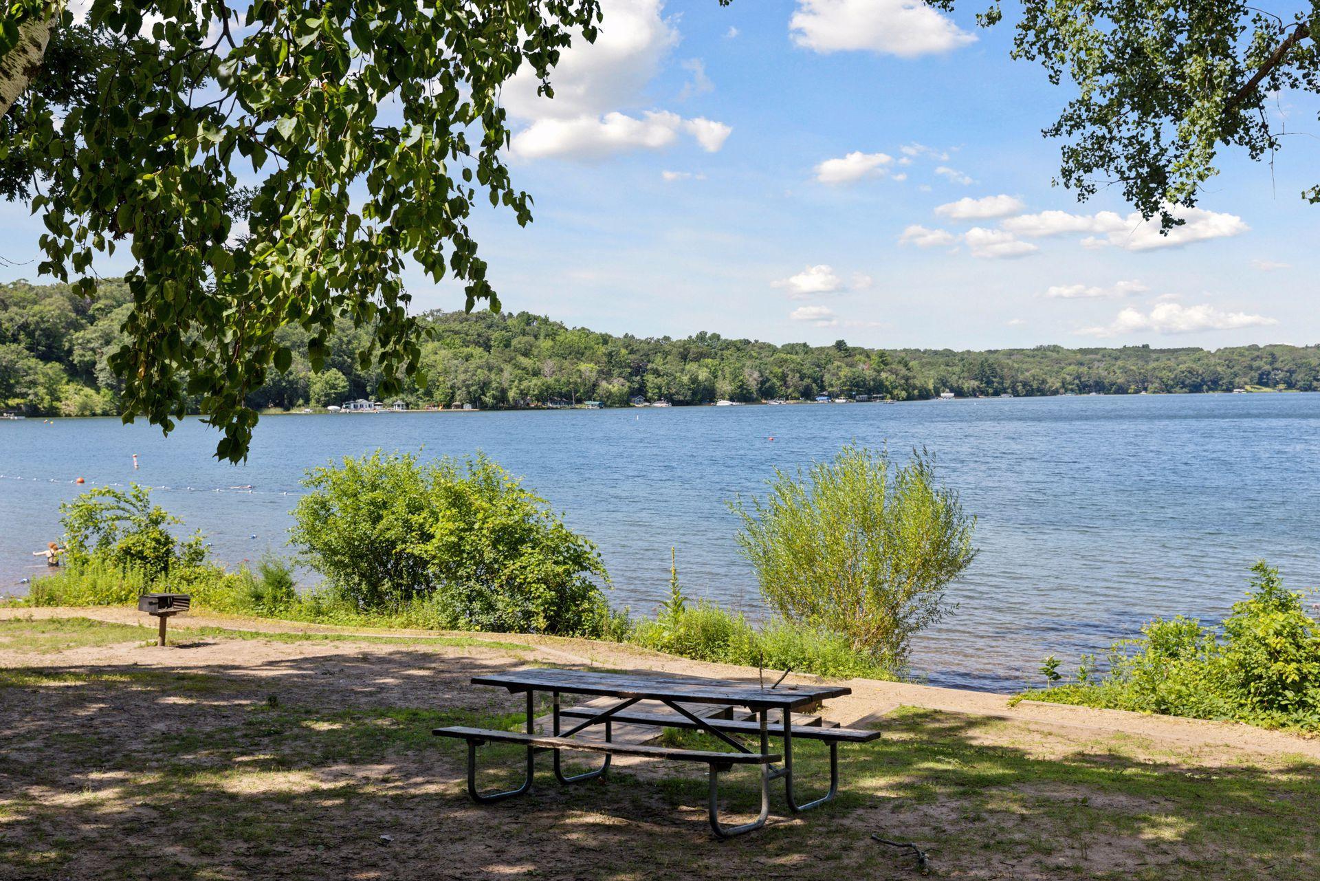 main property photo 78