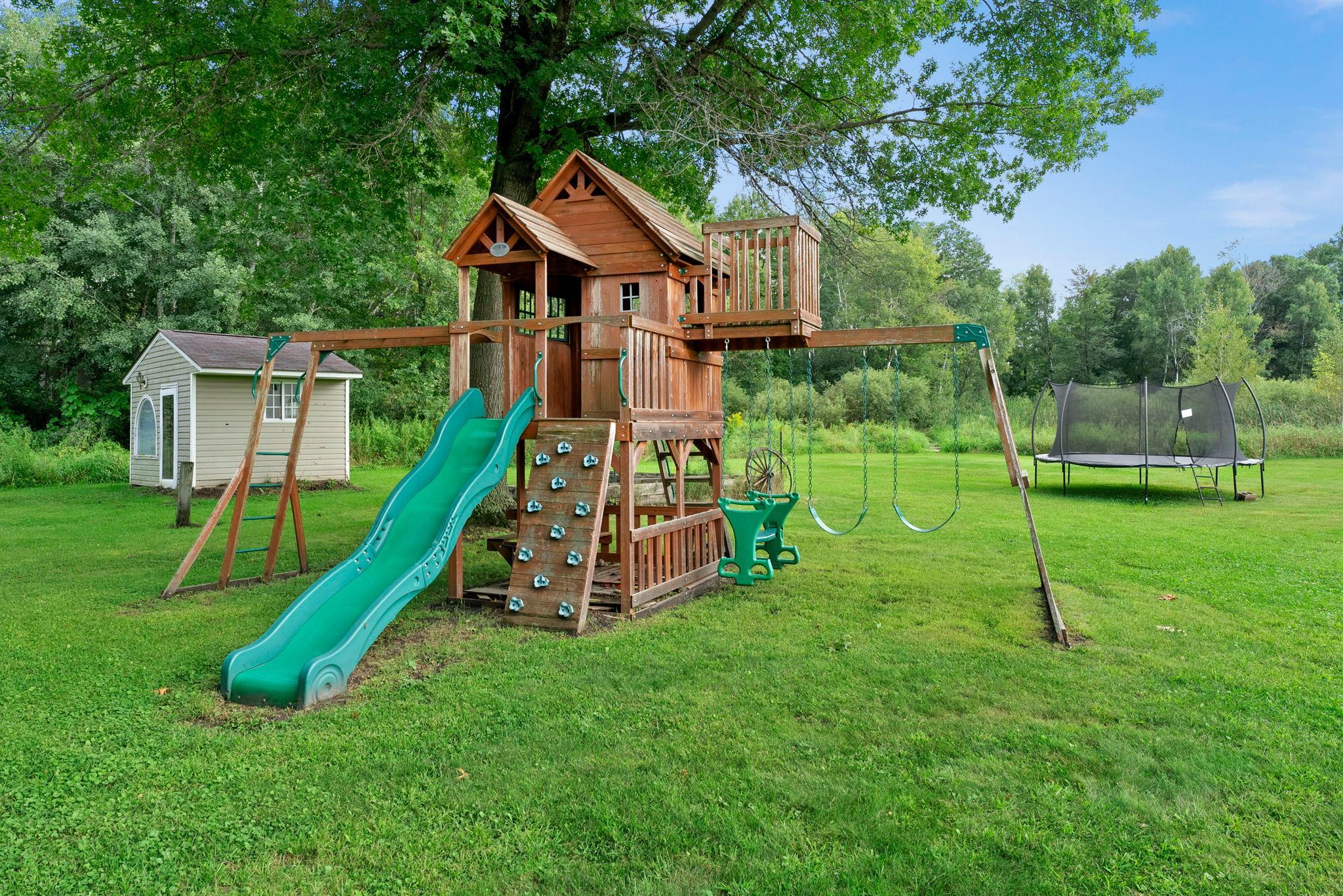 main property photo 63