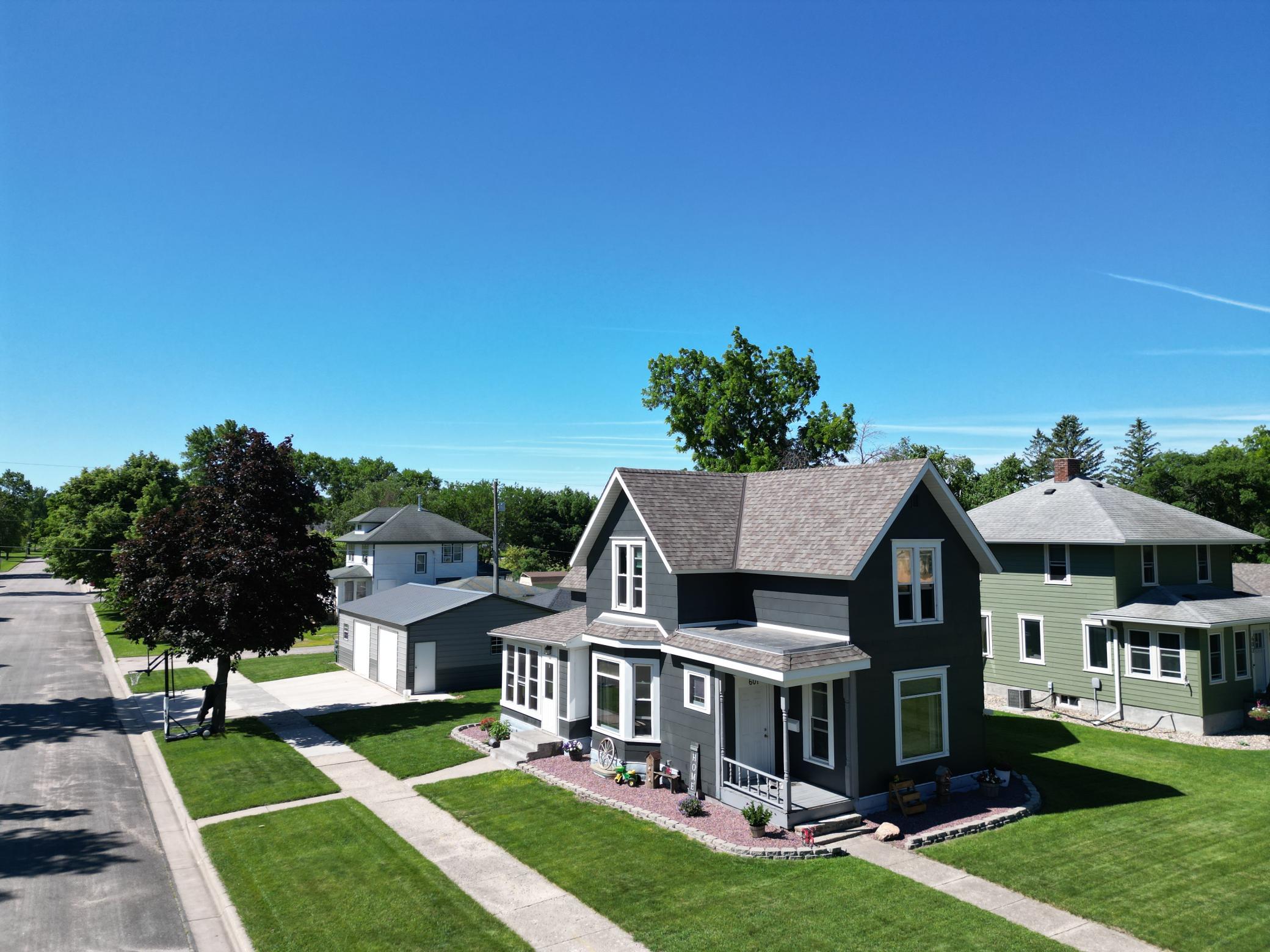 main property photo 3