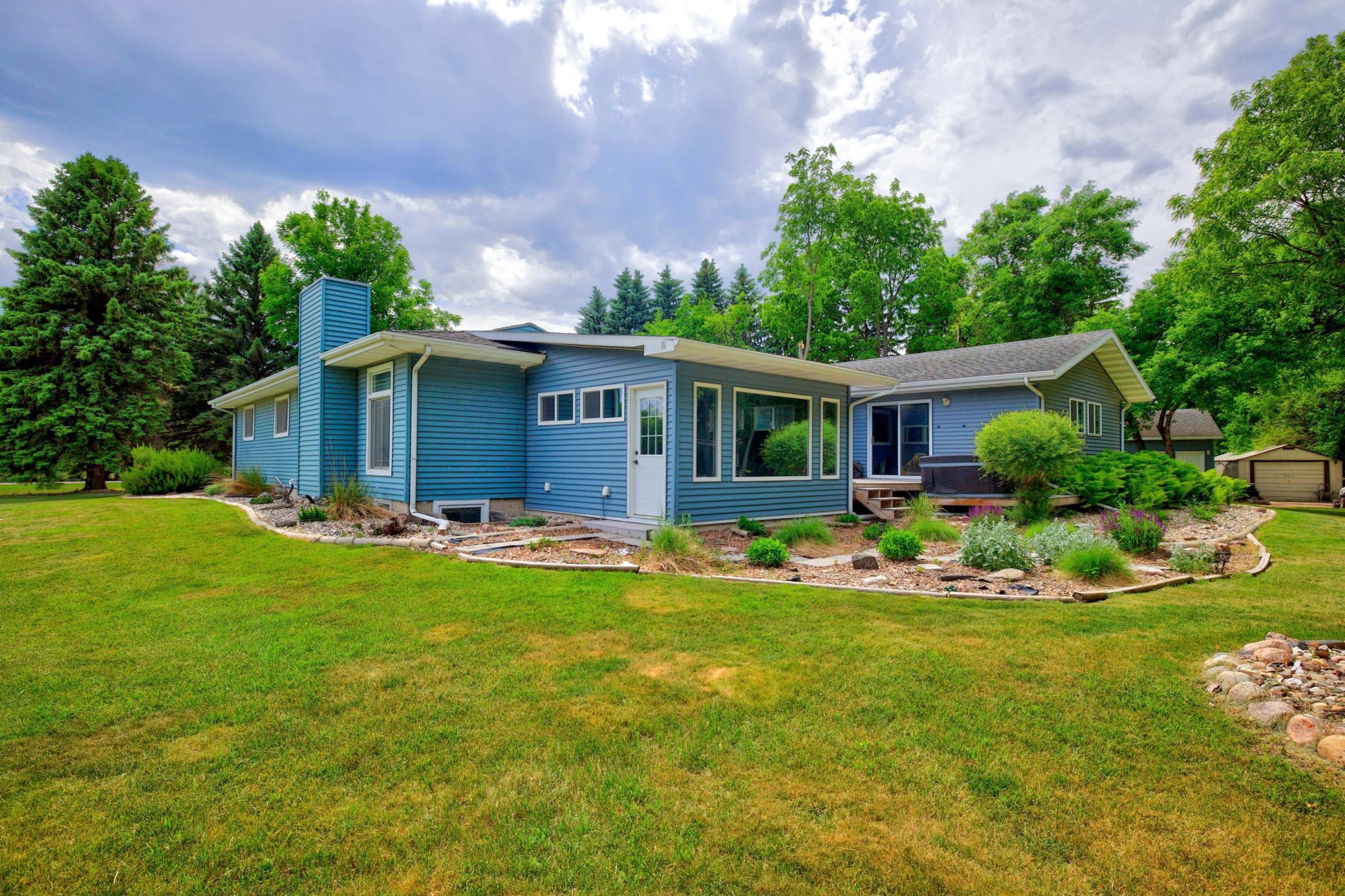 main property photo 15