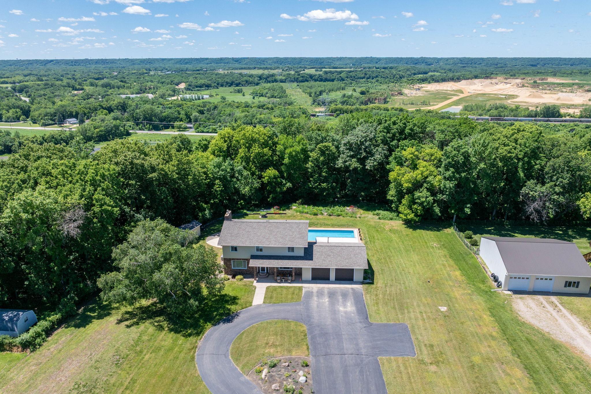 main property photo 47