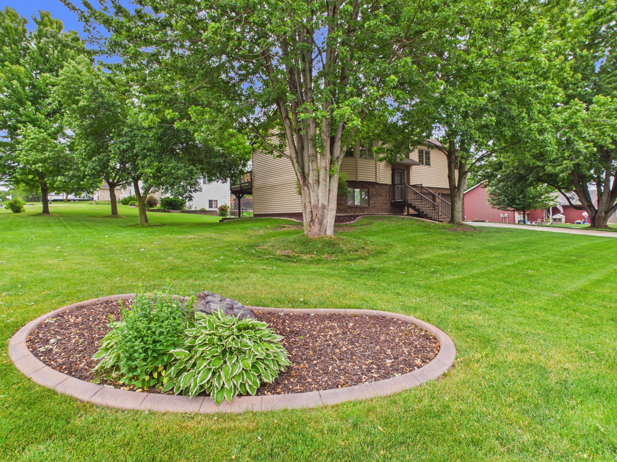main property photo 32