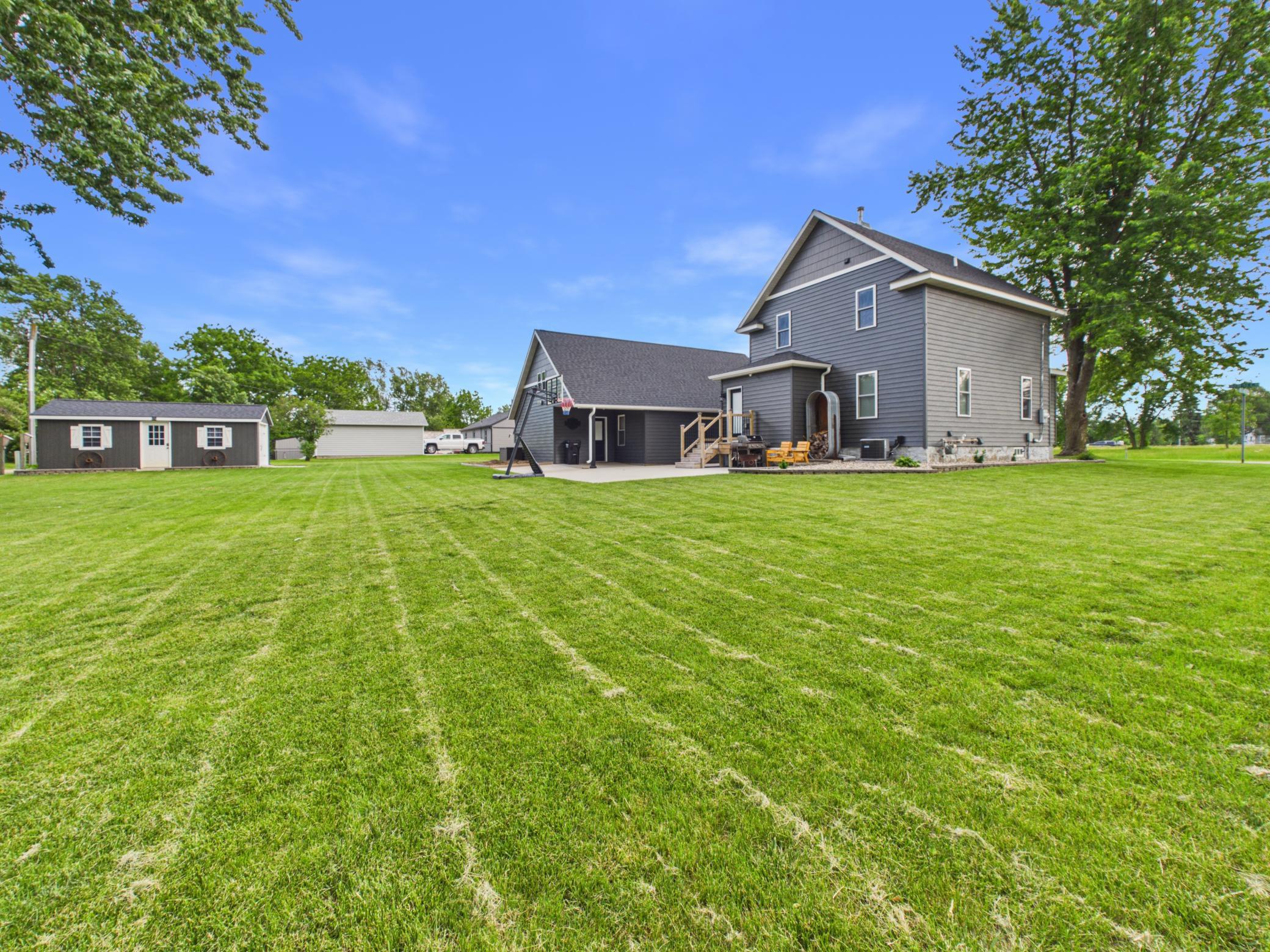 main property photo 36
