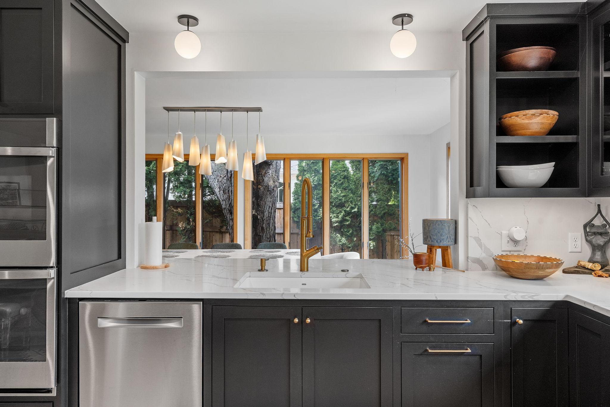 property viewer photo 19