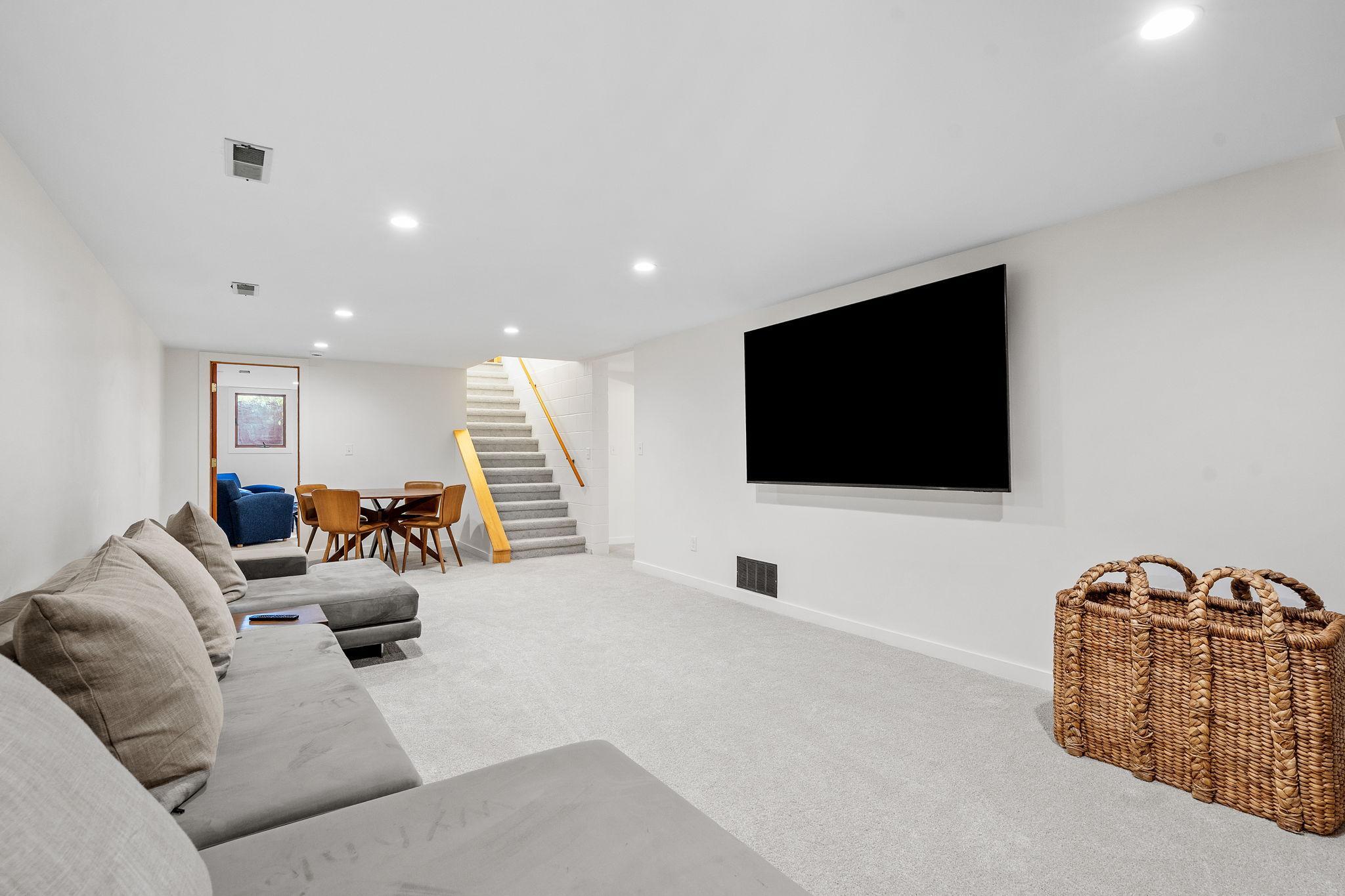 property viewer photo 30