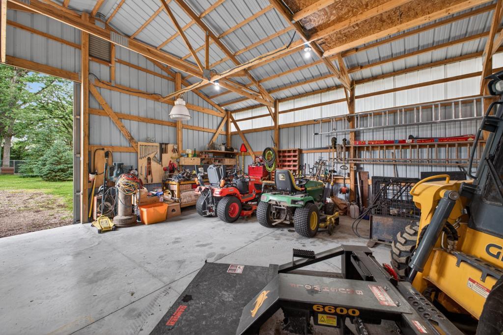 main property photo 75