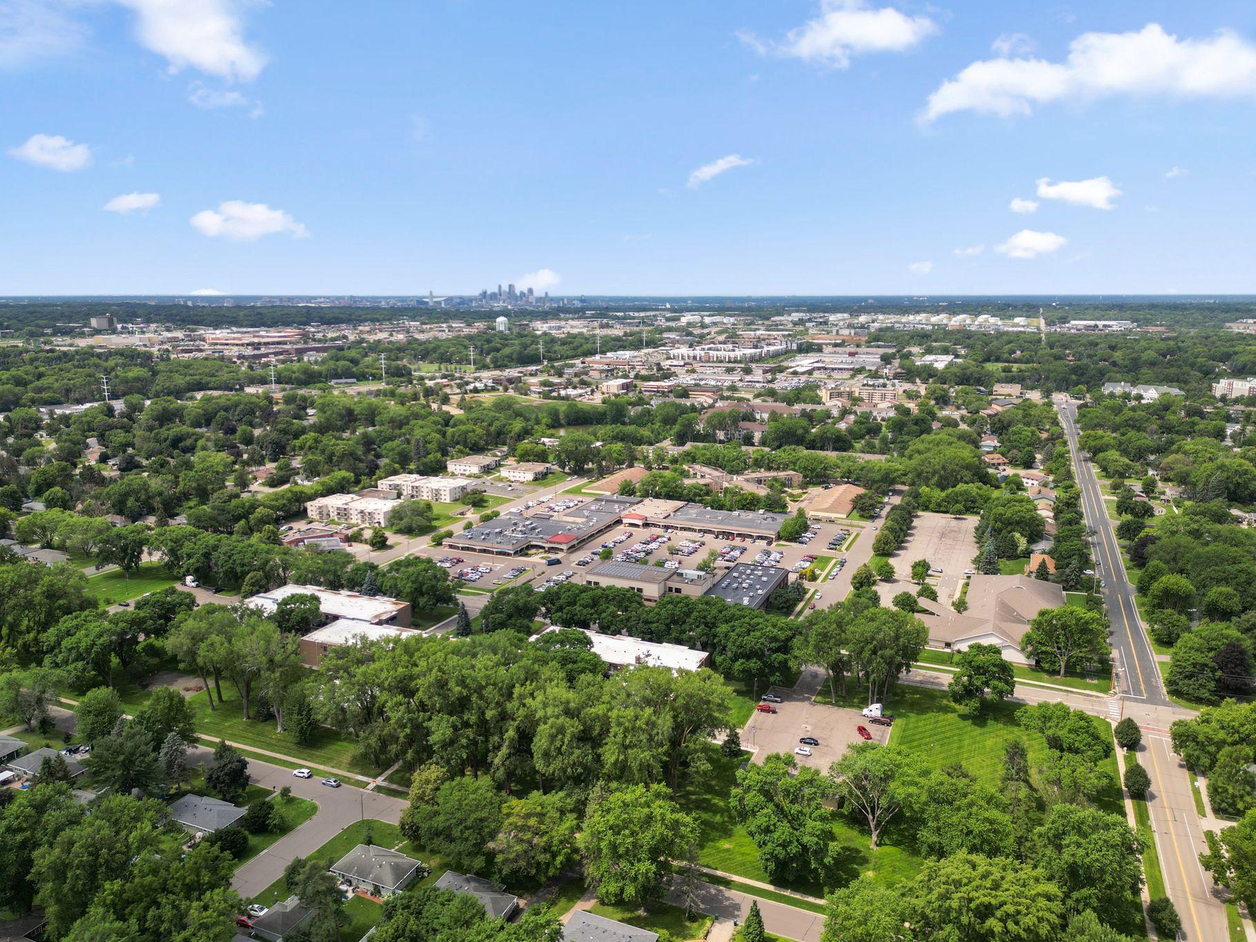 main property photo 25