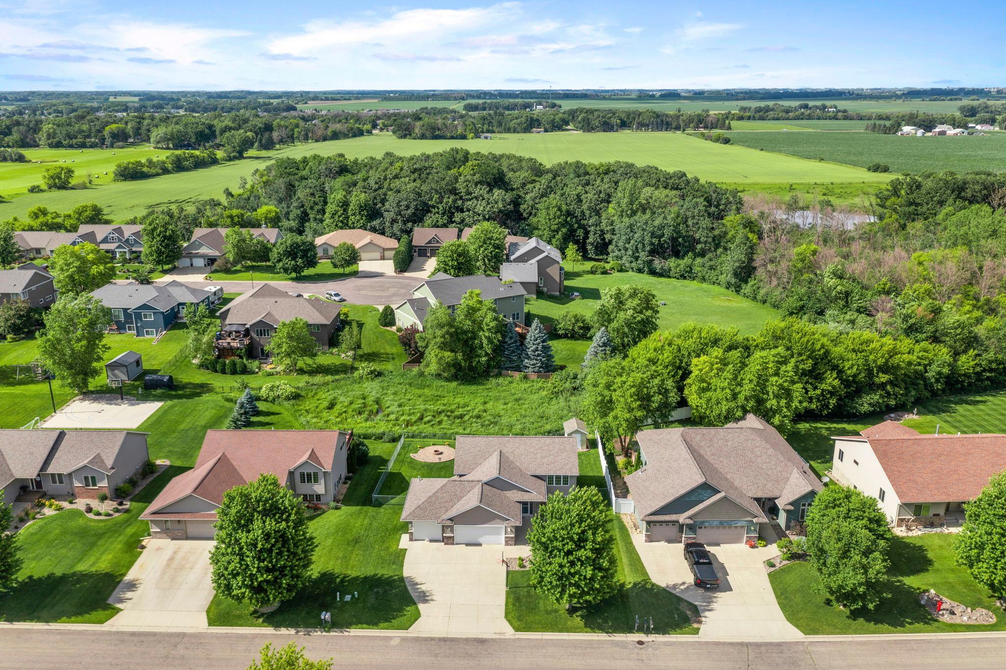 main property photo 5