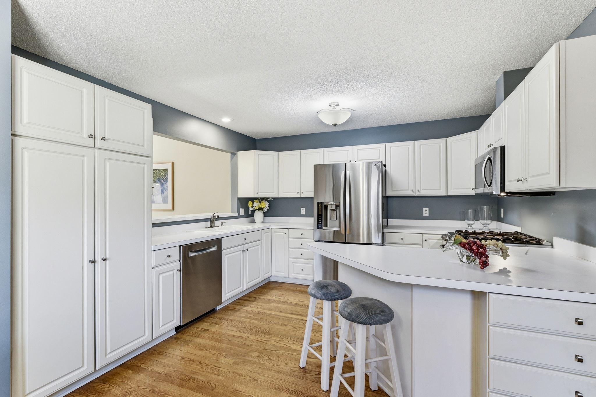 main property photo 9