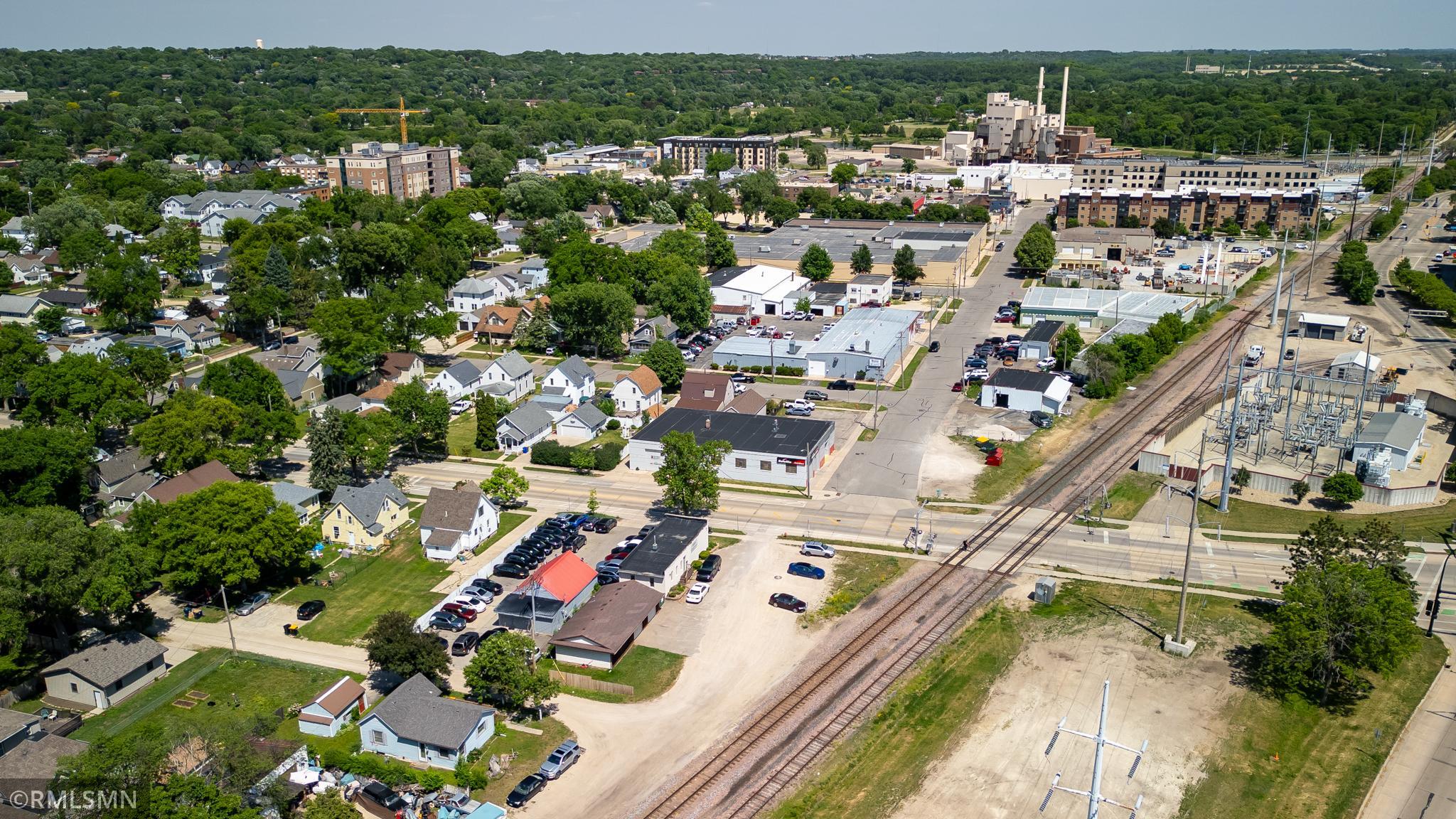 main property photo 17