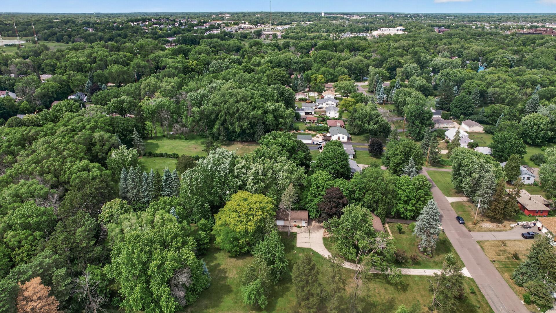main property photo 37