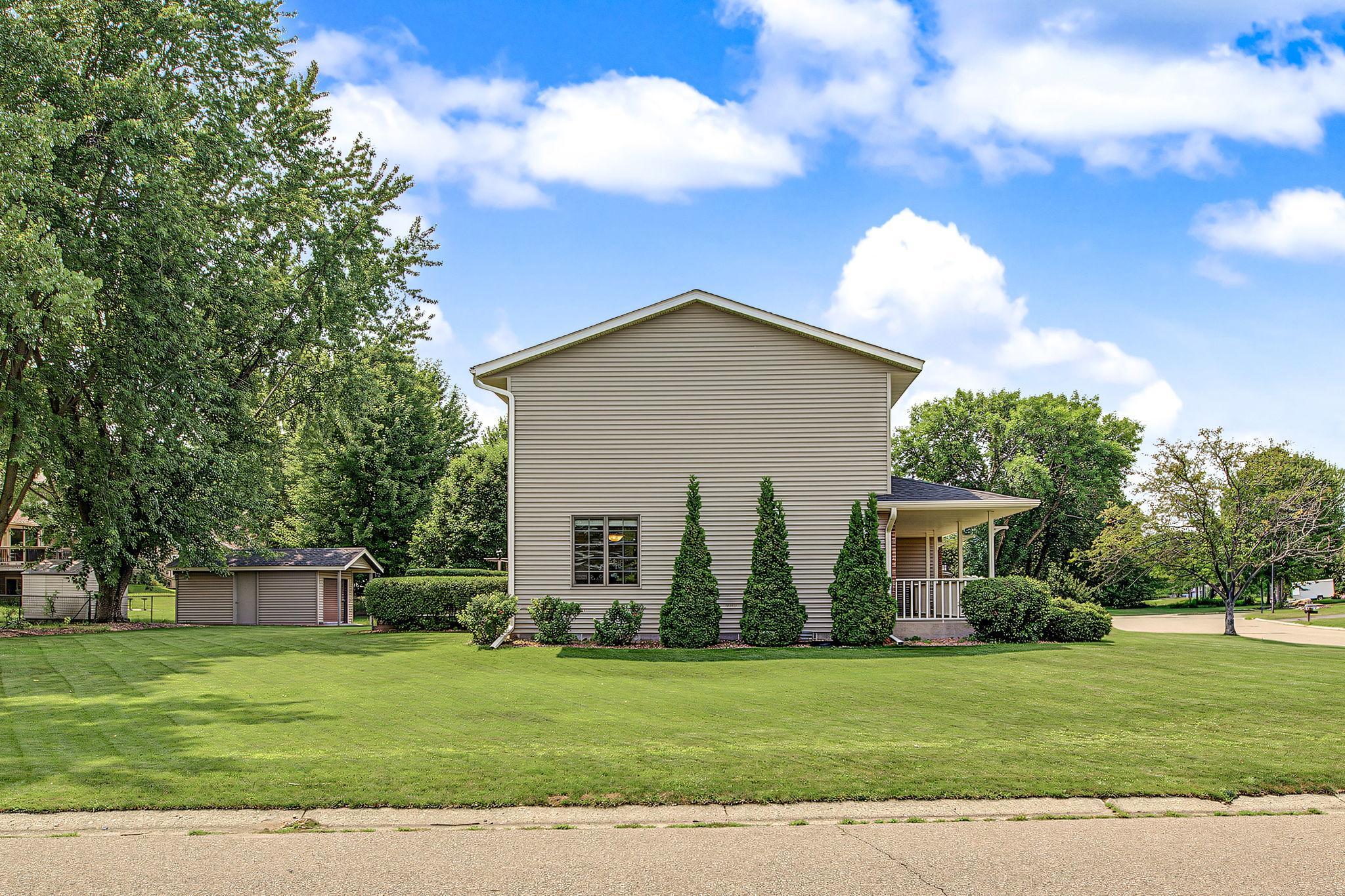 main property photo 43