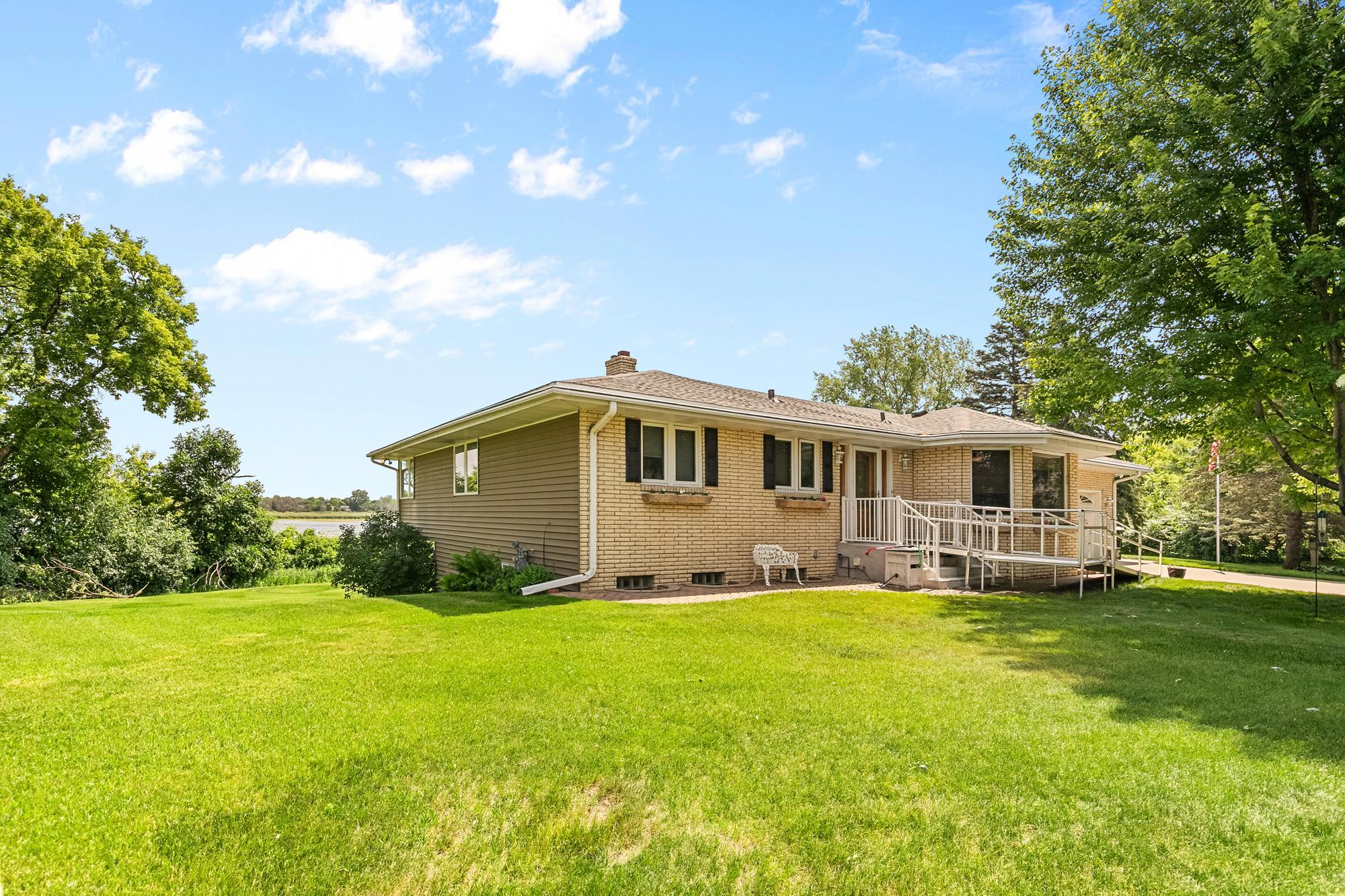 main property photo 24