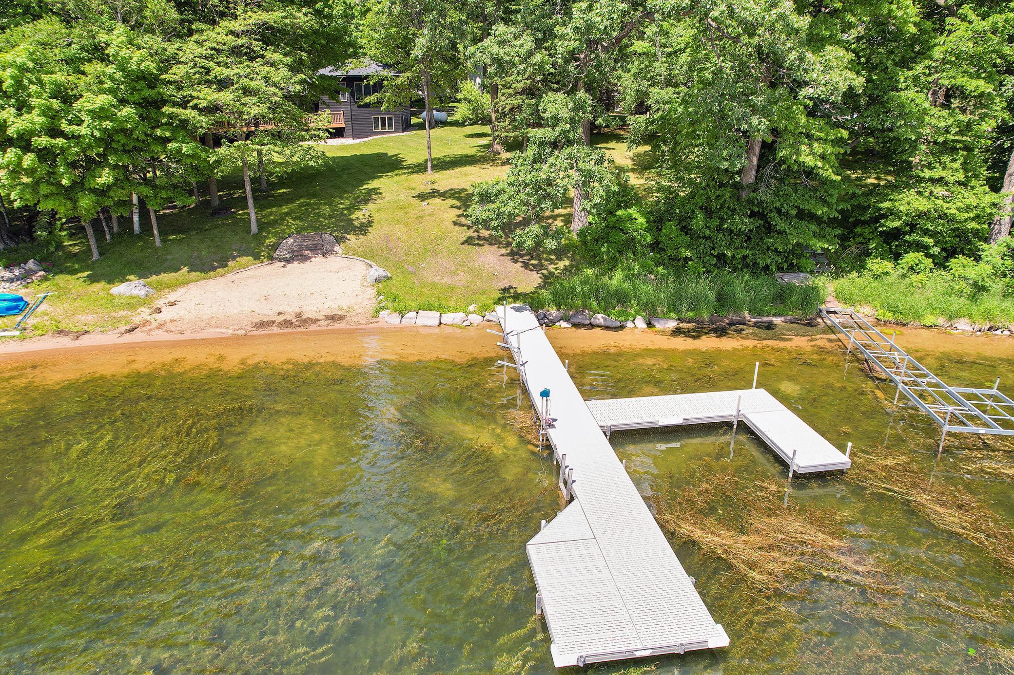 main property photo 76