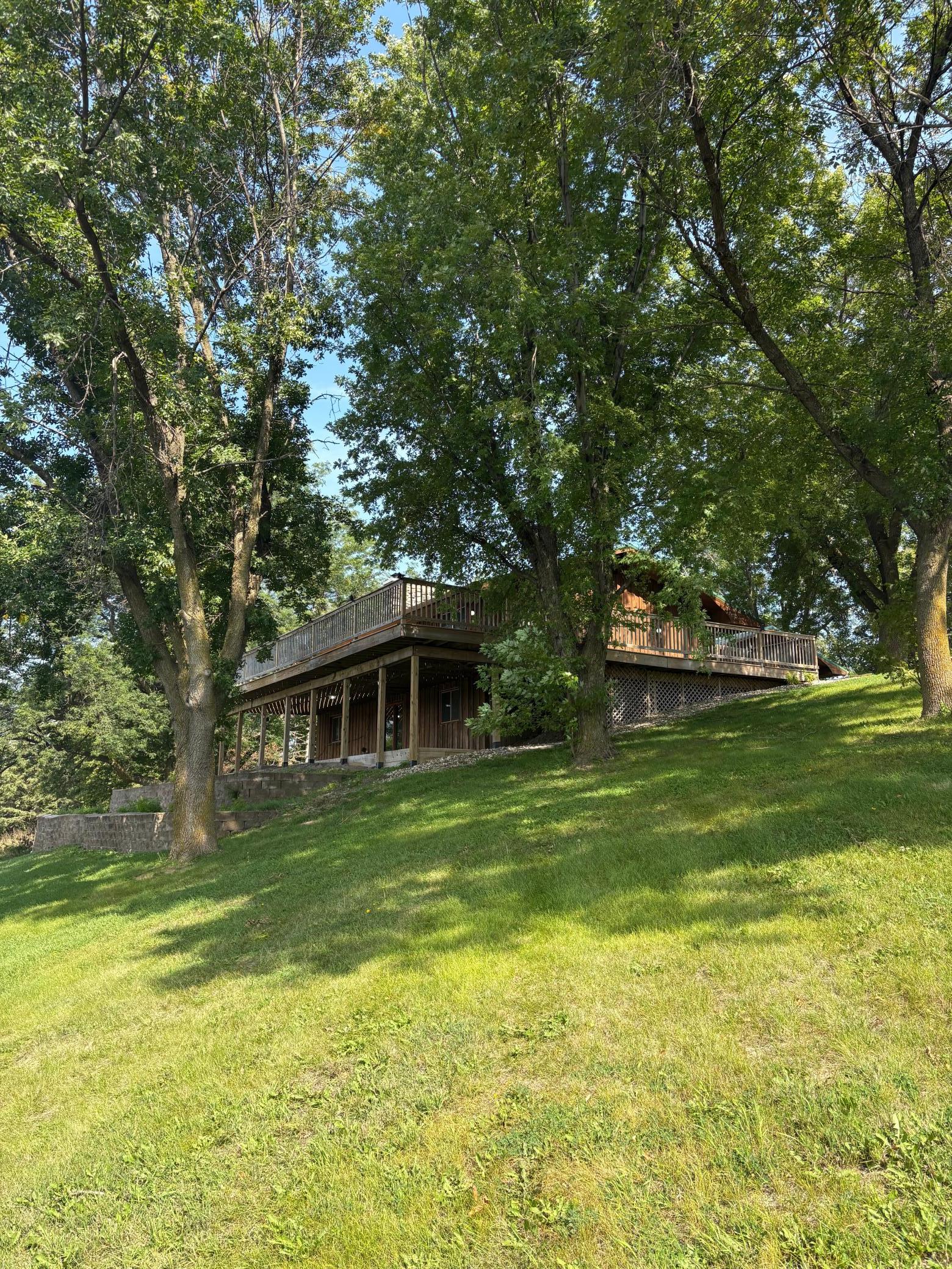 main property photo 23