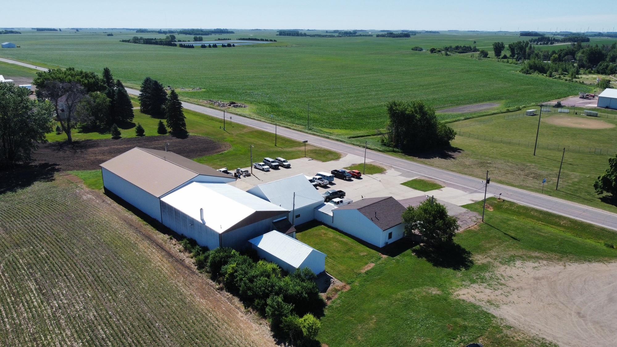 main property photo 8