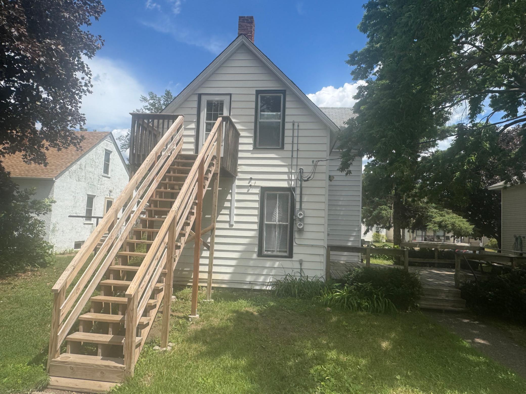 main property photo 11