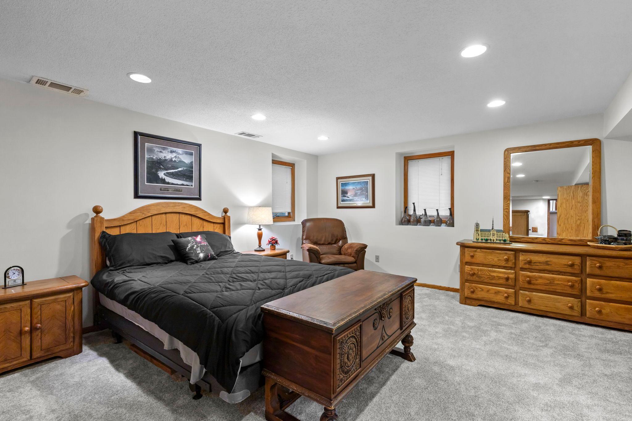 main property photo 50