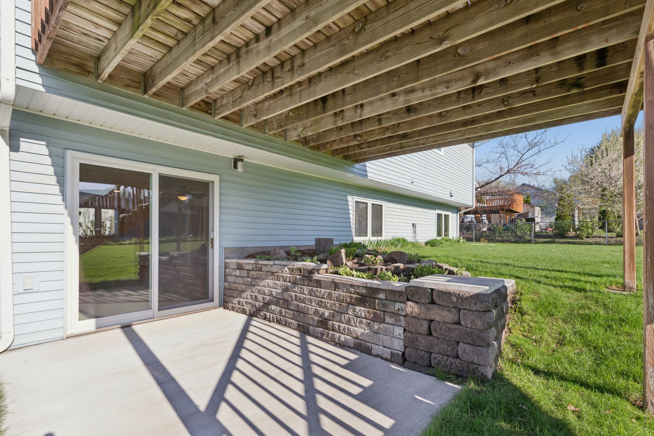 main property photo 18
