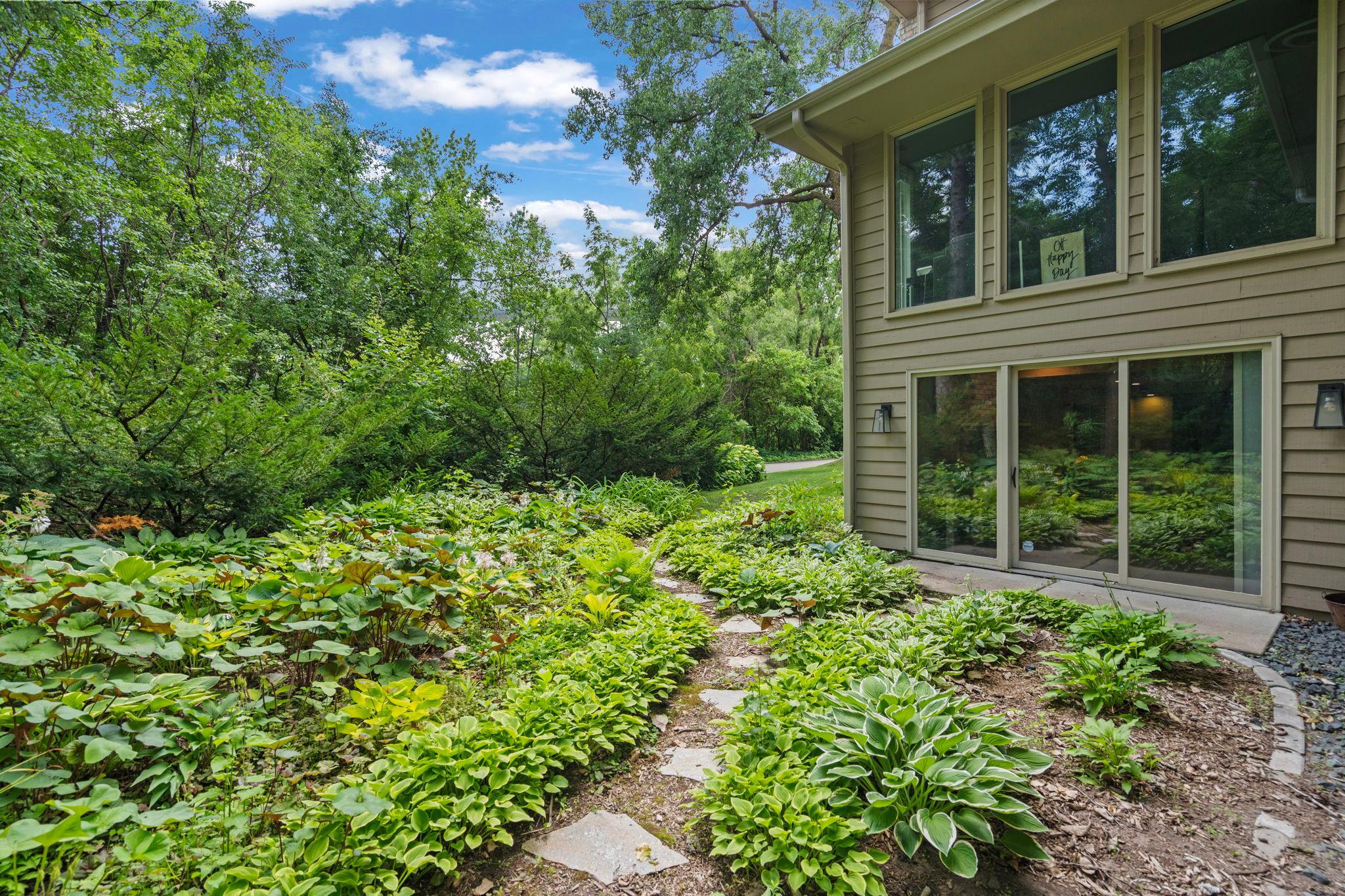 main property photo 59