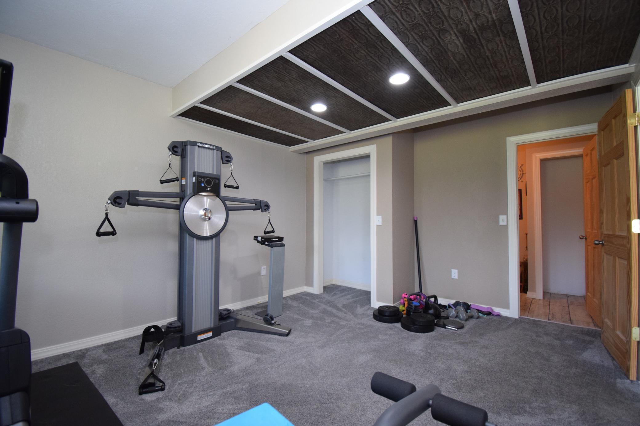 main property photo 50