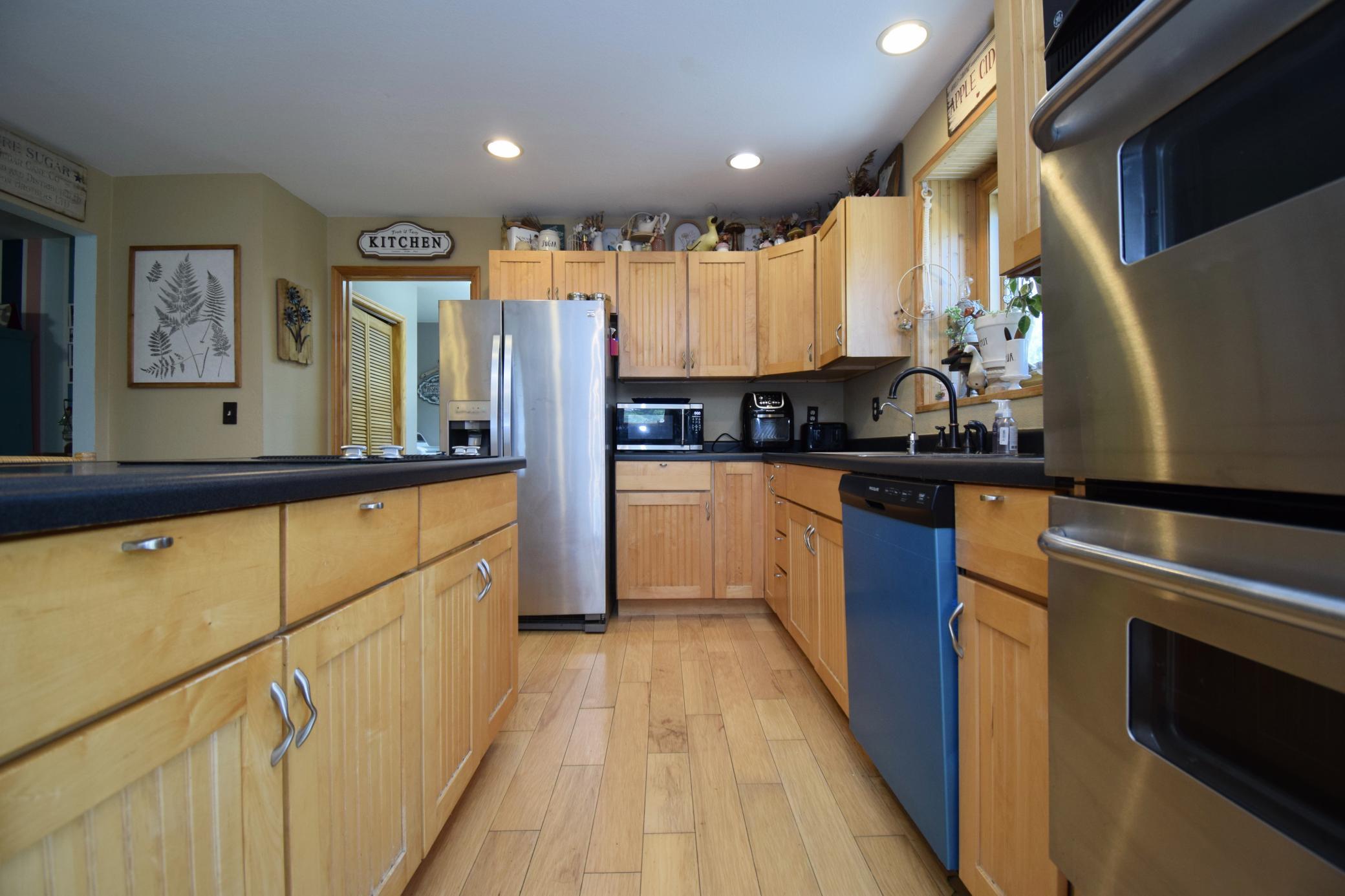 main property photo 8