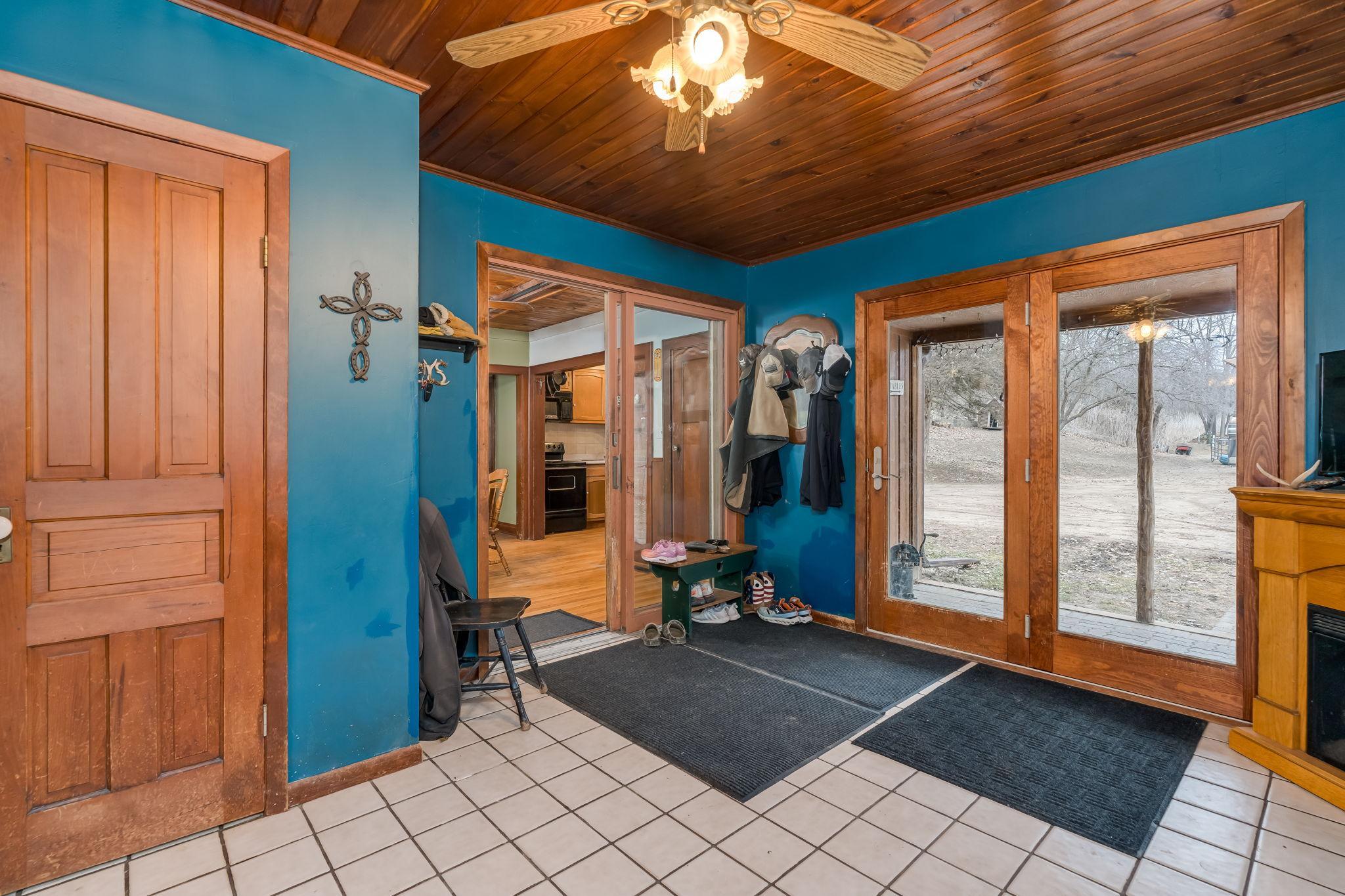 main property photo 15