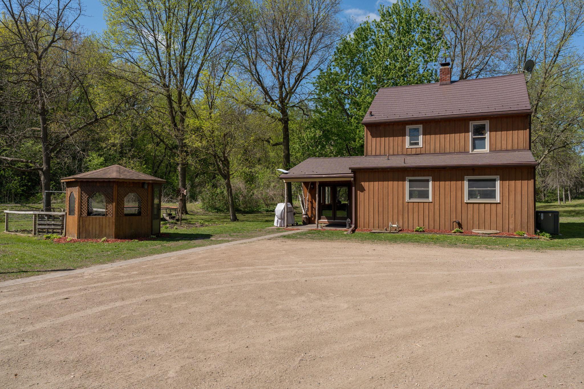 main property photo 22