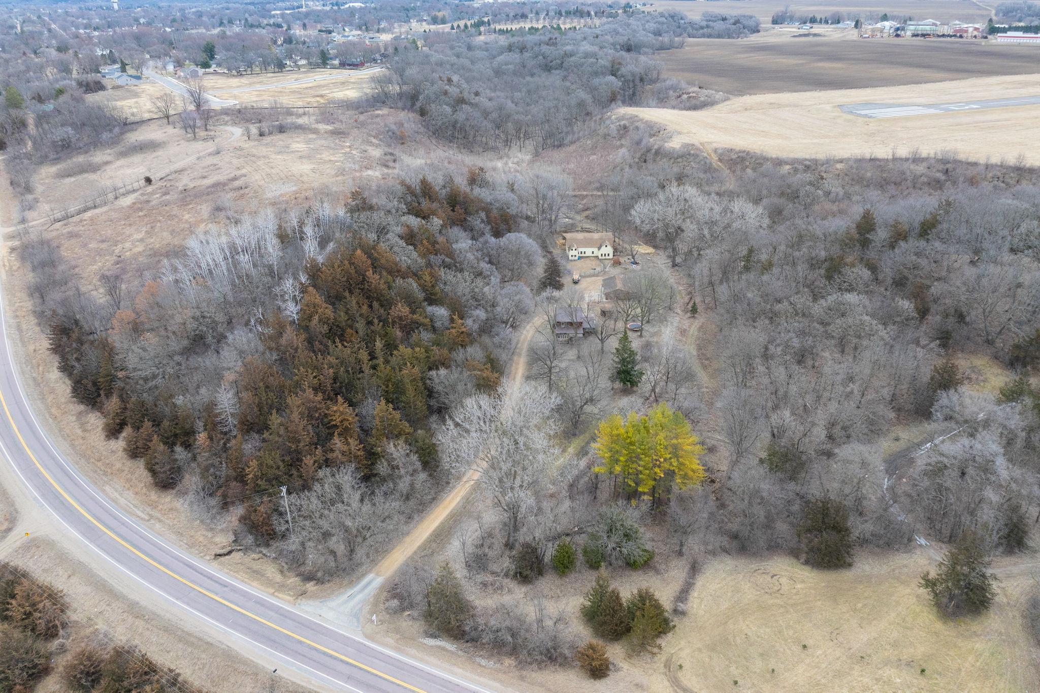 main property photo 41