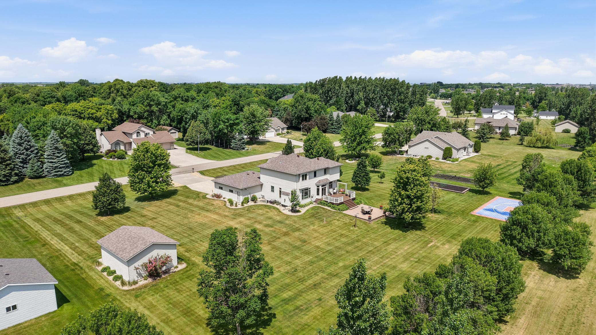 main property photo 41