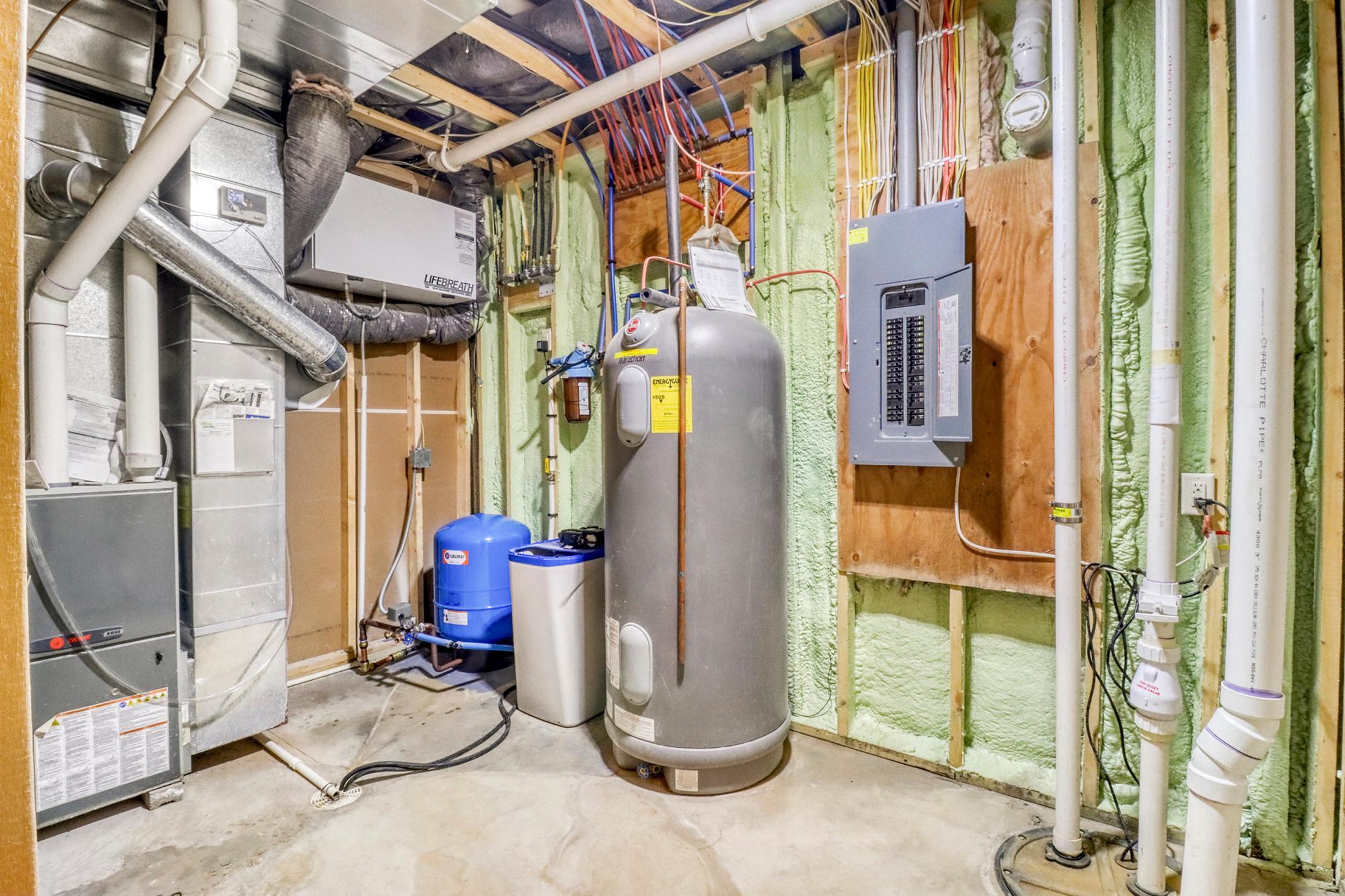 main property photo 70