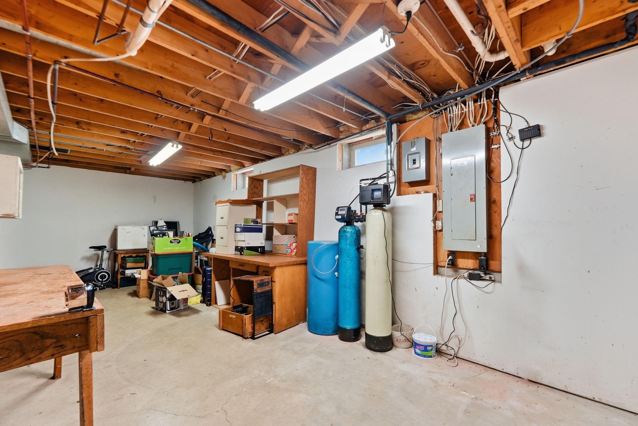 main property photo 50