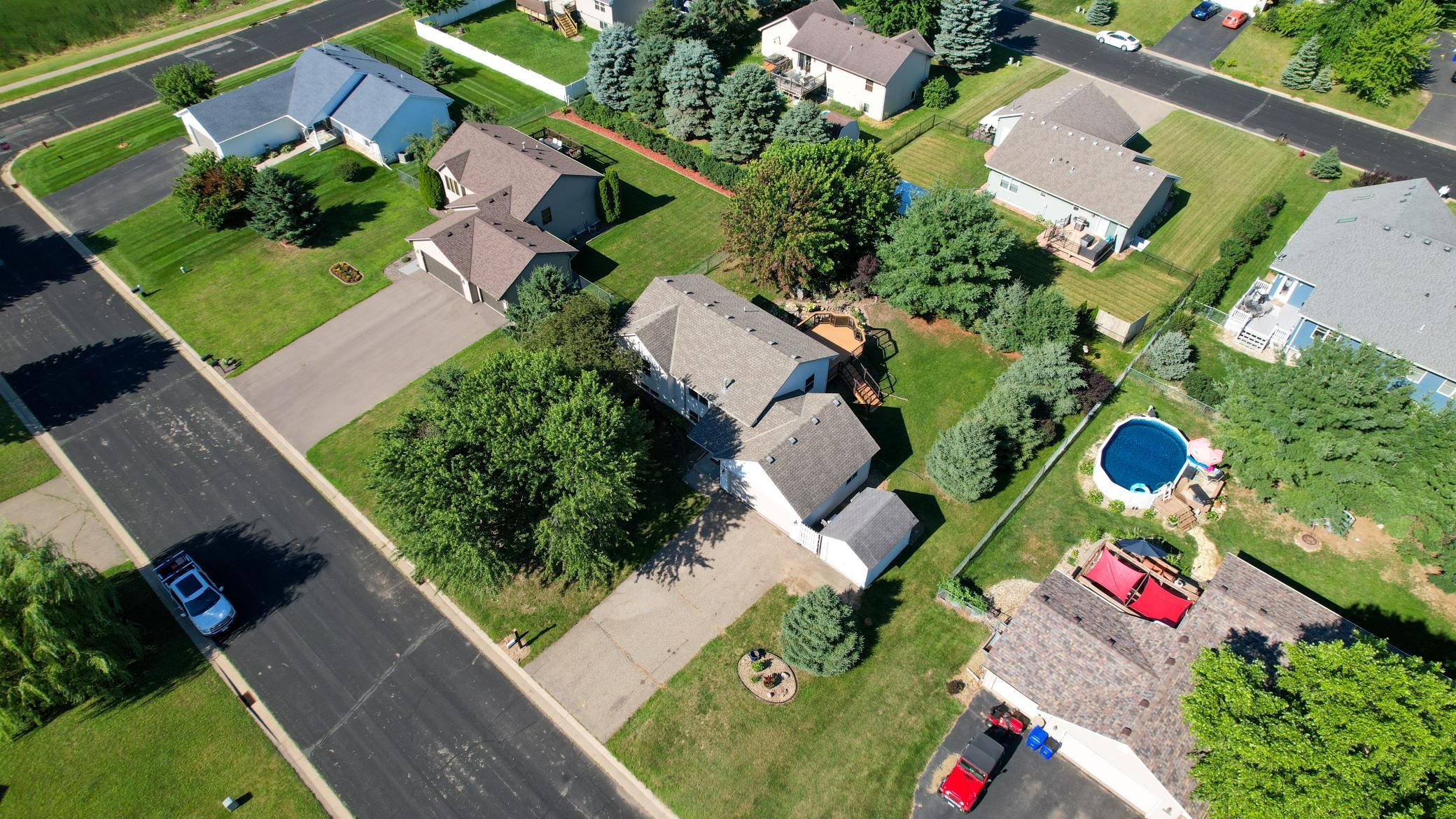 main property photo 34