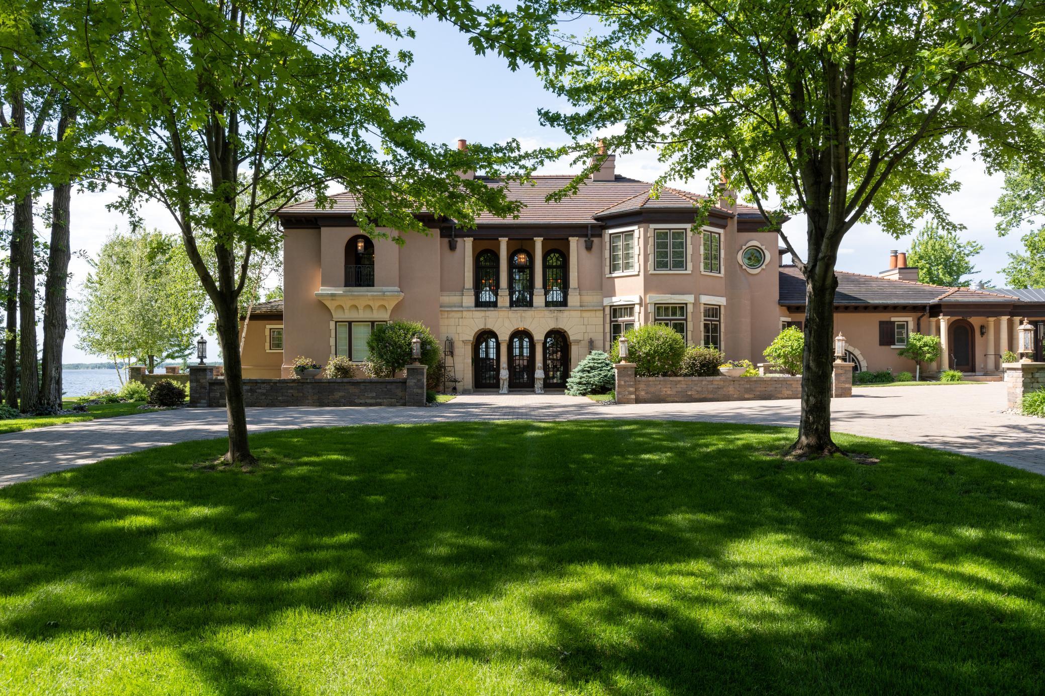 main property photo 14