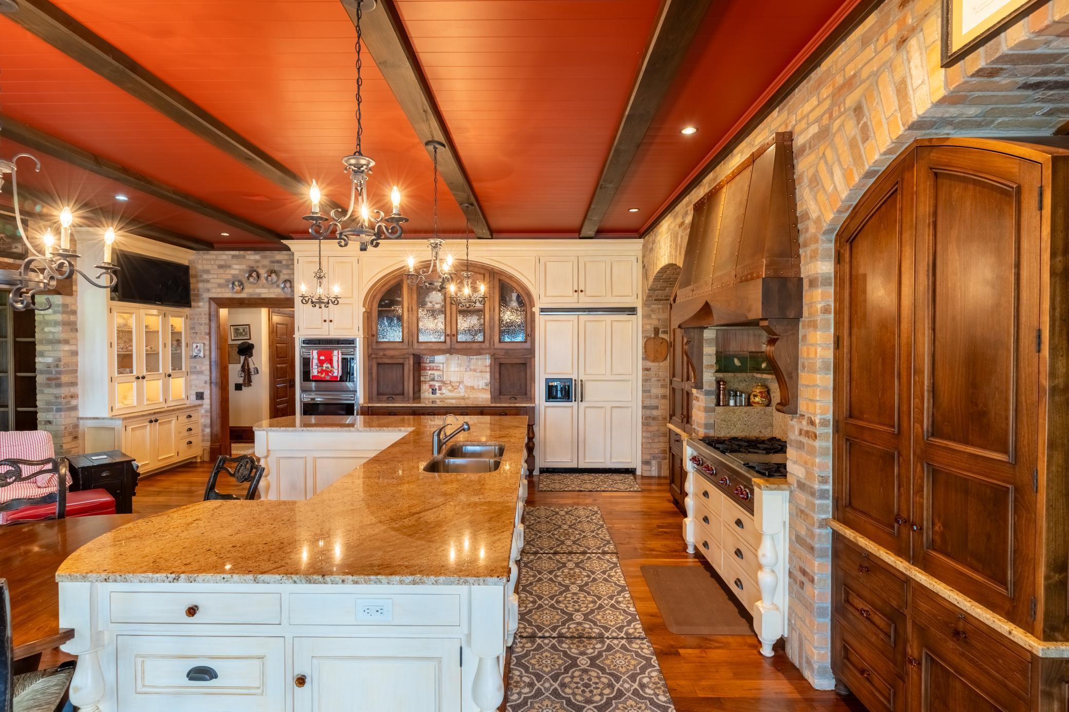 main property photo 40
