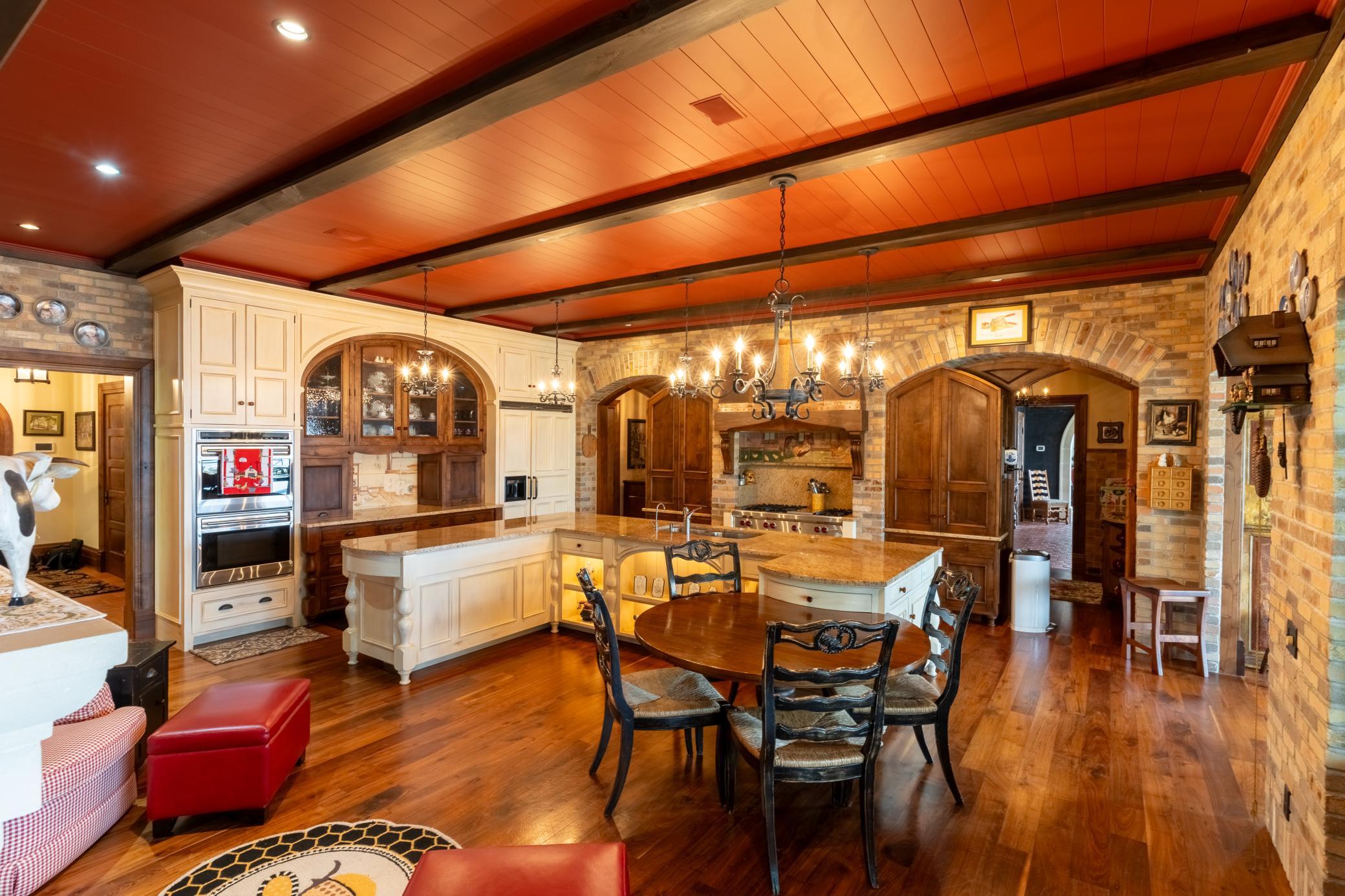 main property photo 41