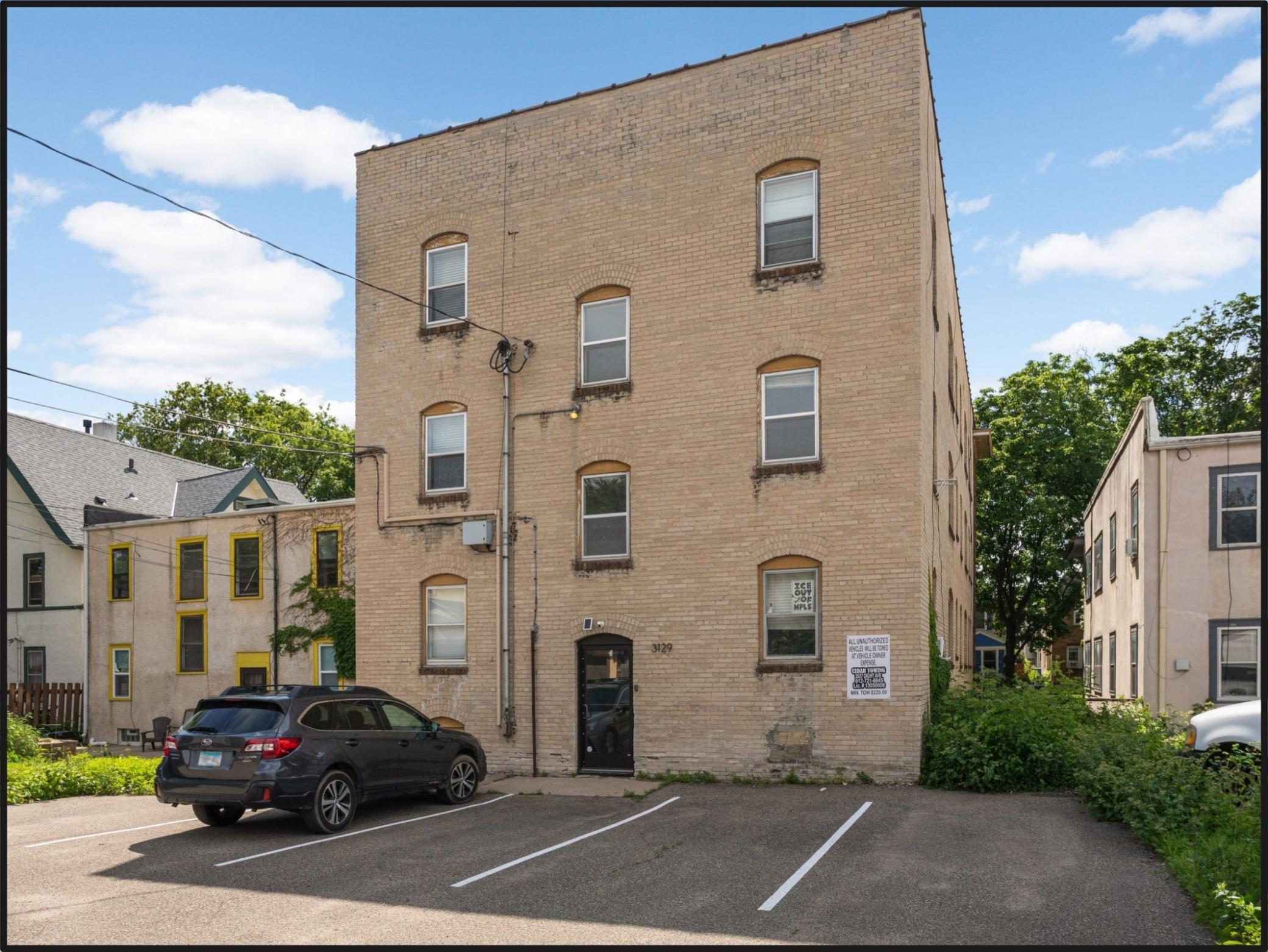 main property photo 13