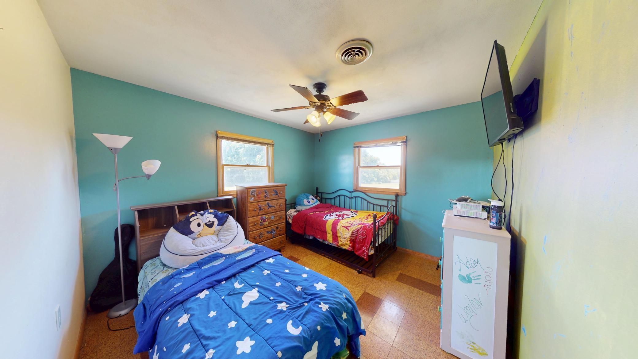 main property photo 14